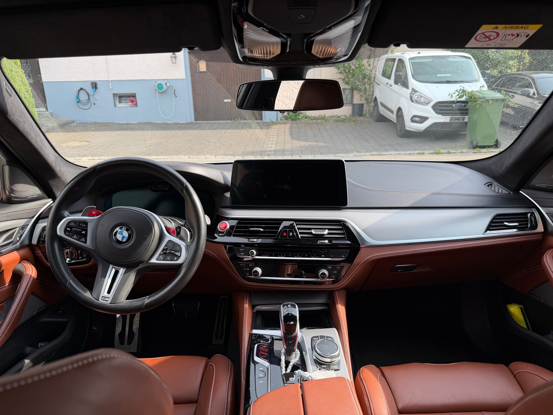 BMW M5 Competition xDrive-image-3