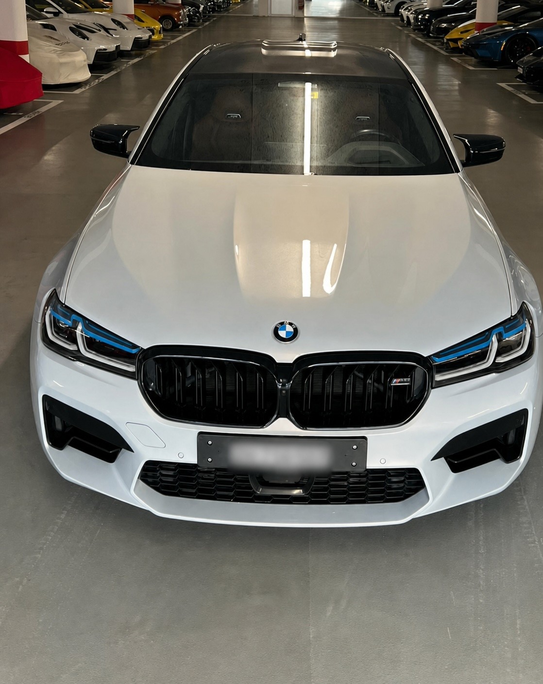 BMW M5 Competition xDrive-image-5