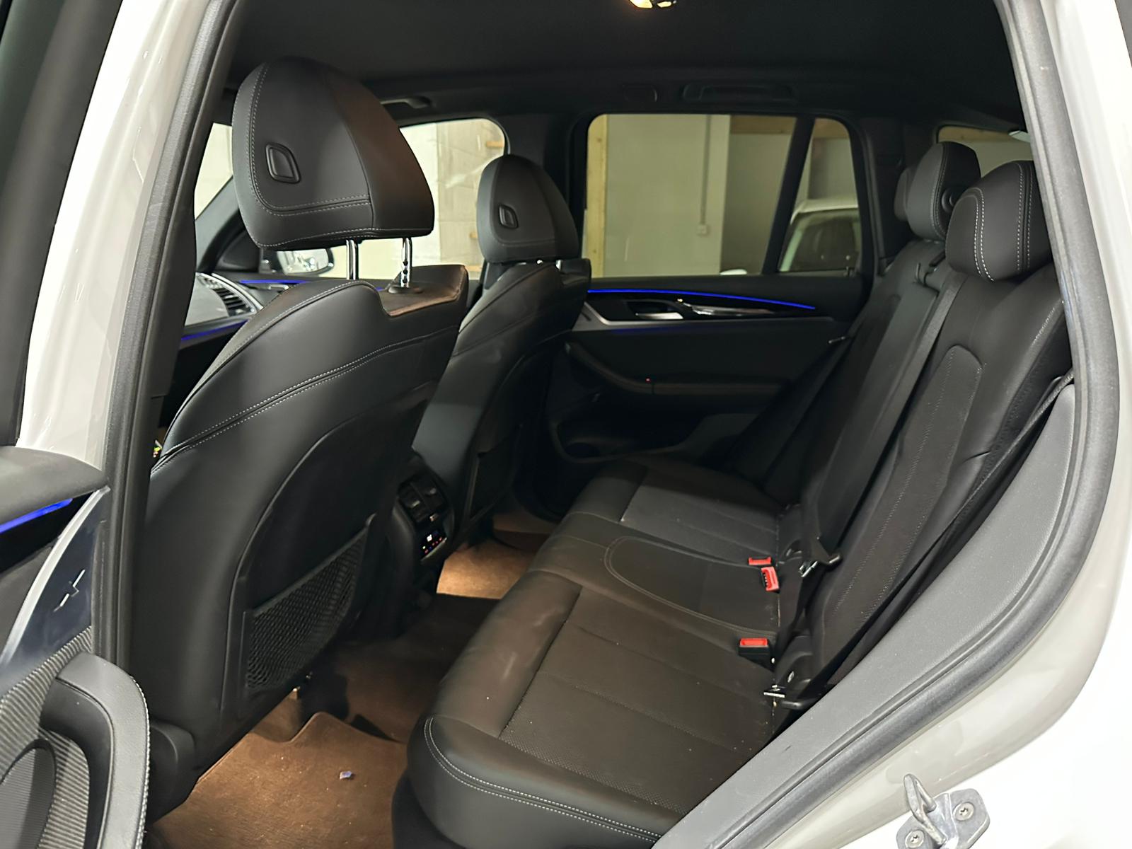 BMW X3 xDrive 20i Steptronic-image-8