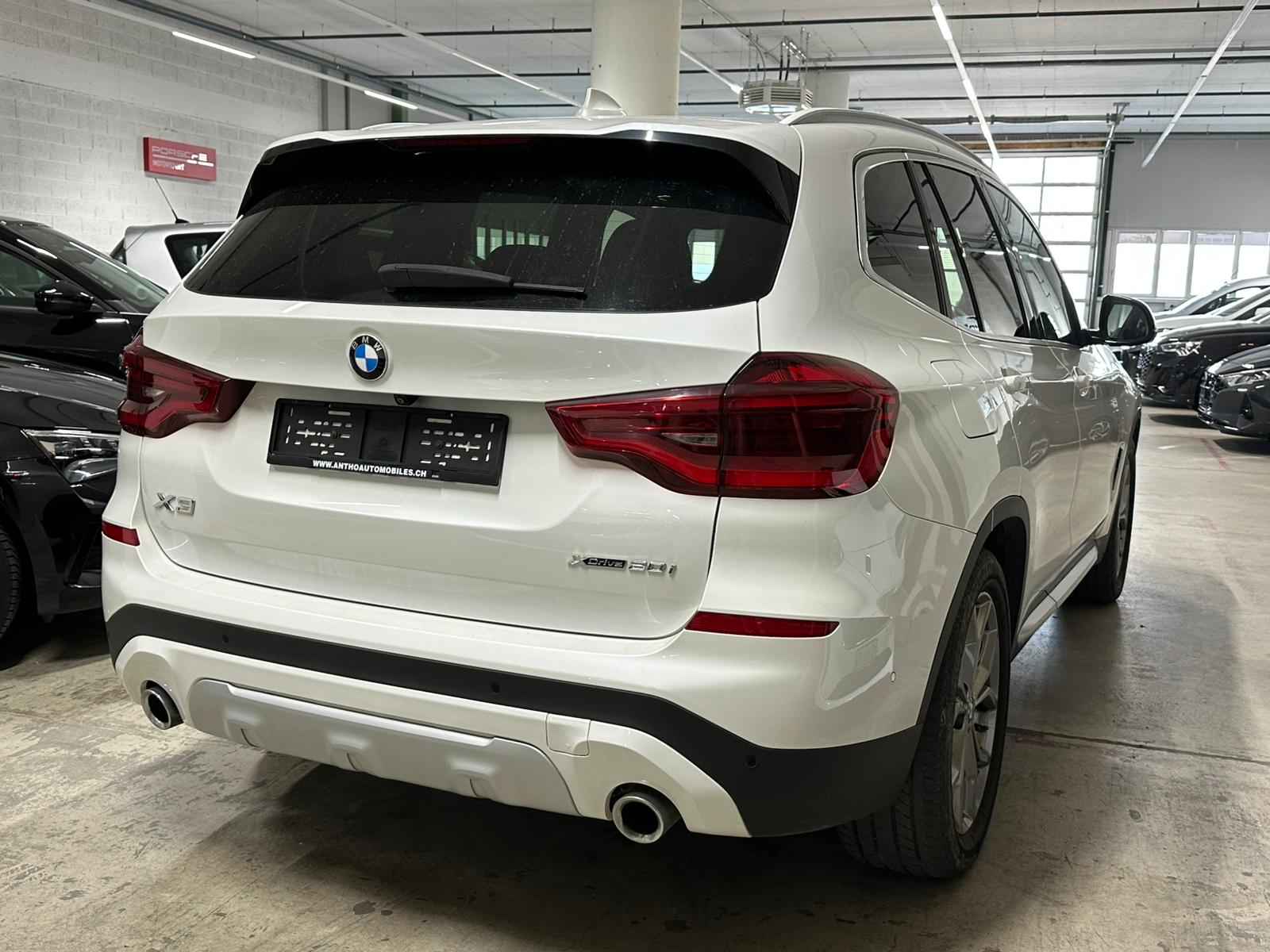 BMW X3 xDrive 20i Steptronic-image-3