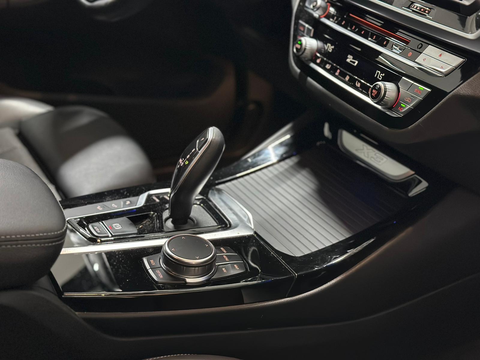 BMW X3 xDrive 20i Steptronic-image-10