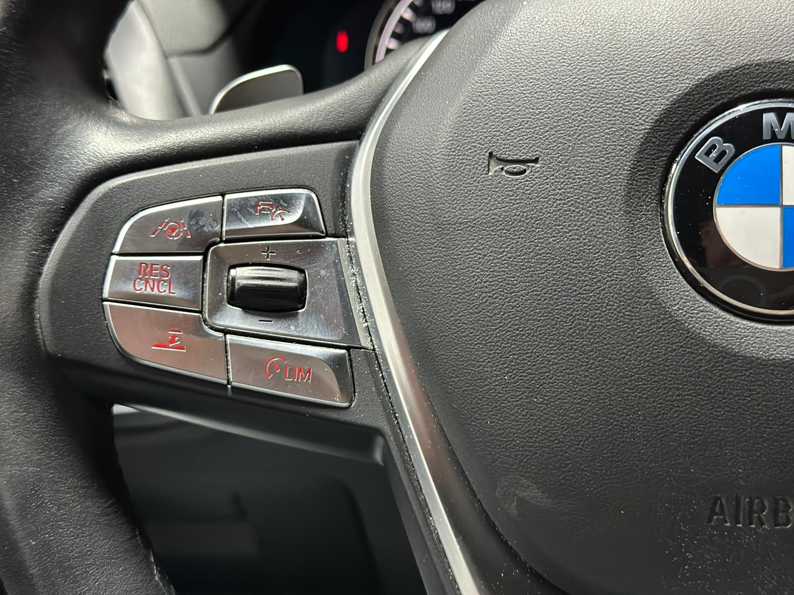 BMW X3 xDrive 20i Steptronic-image-12