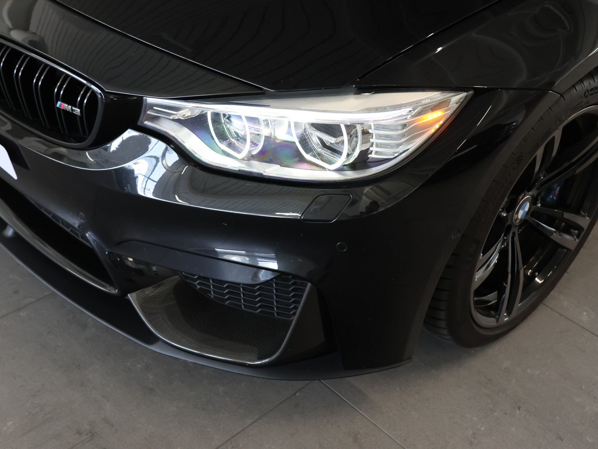 BMW M3 *360 Kamera* *Sitzheizung* *Shadowline Optik**-image-9