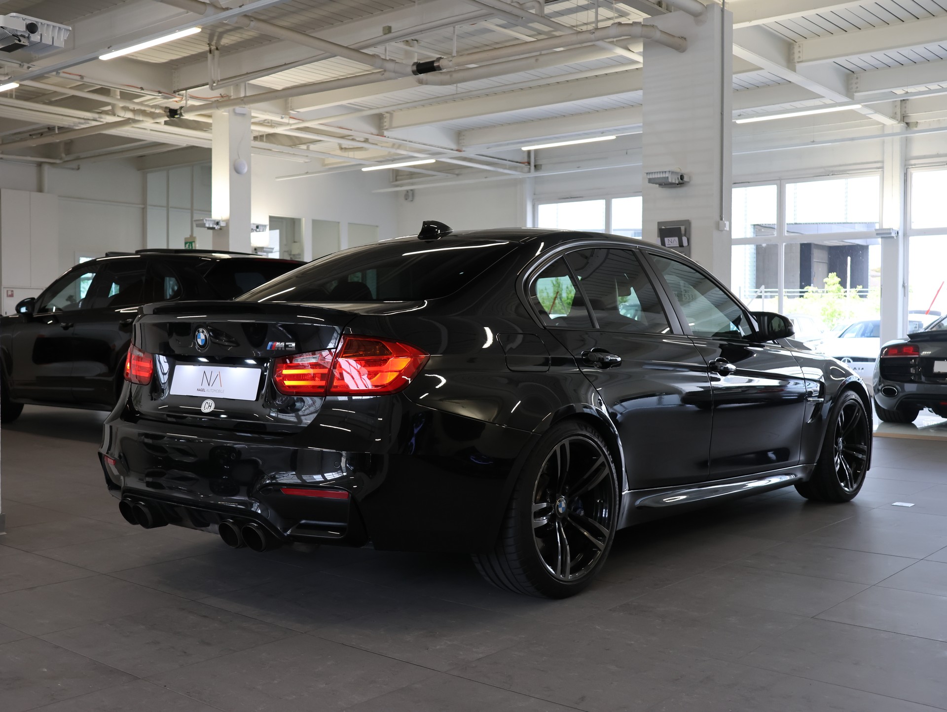 BMW M3 *360 Kamera* *Sitzheizung* *Shadowline Optik**-image-5