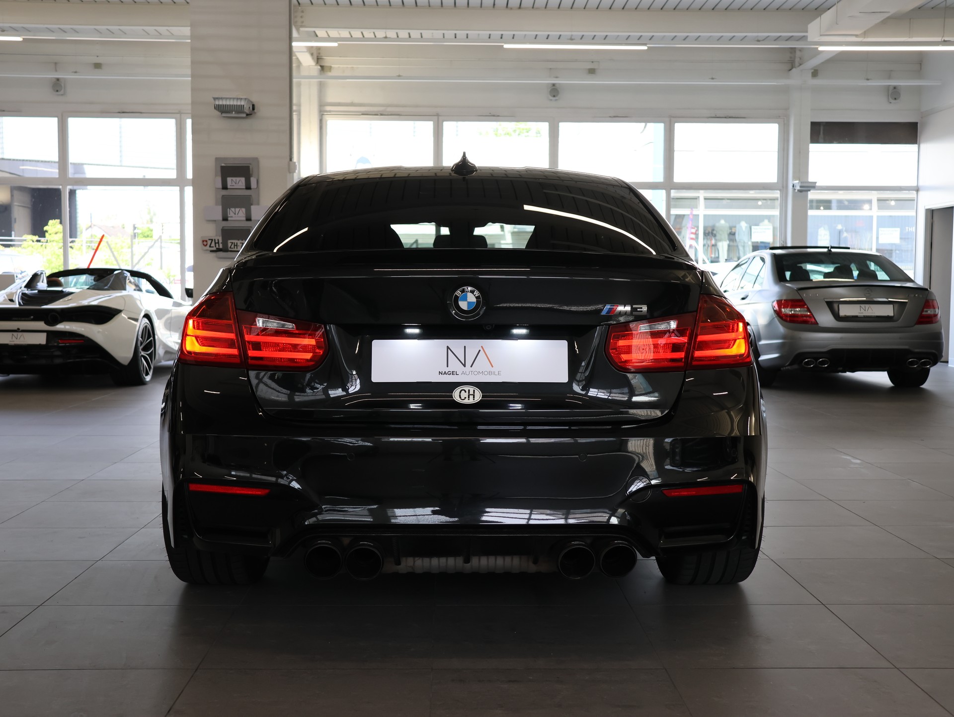 BMW M3 *360 Kamera* *Sitzheizung* *Shadowline Optik**-image-4