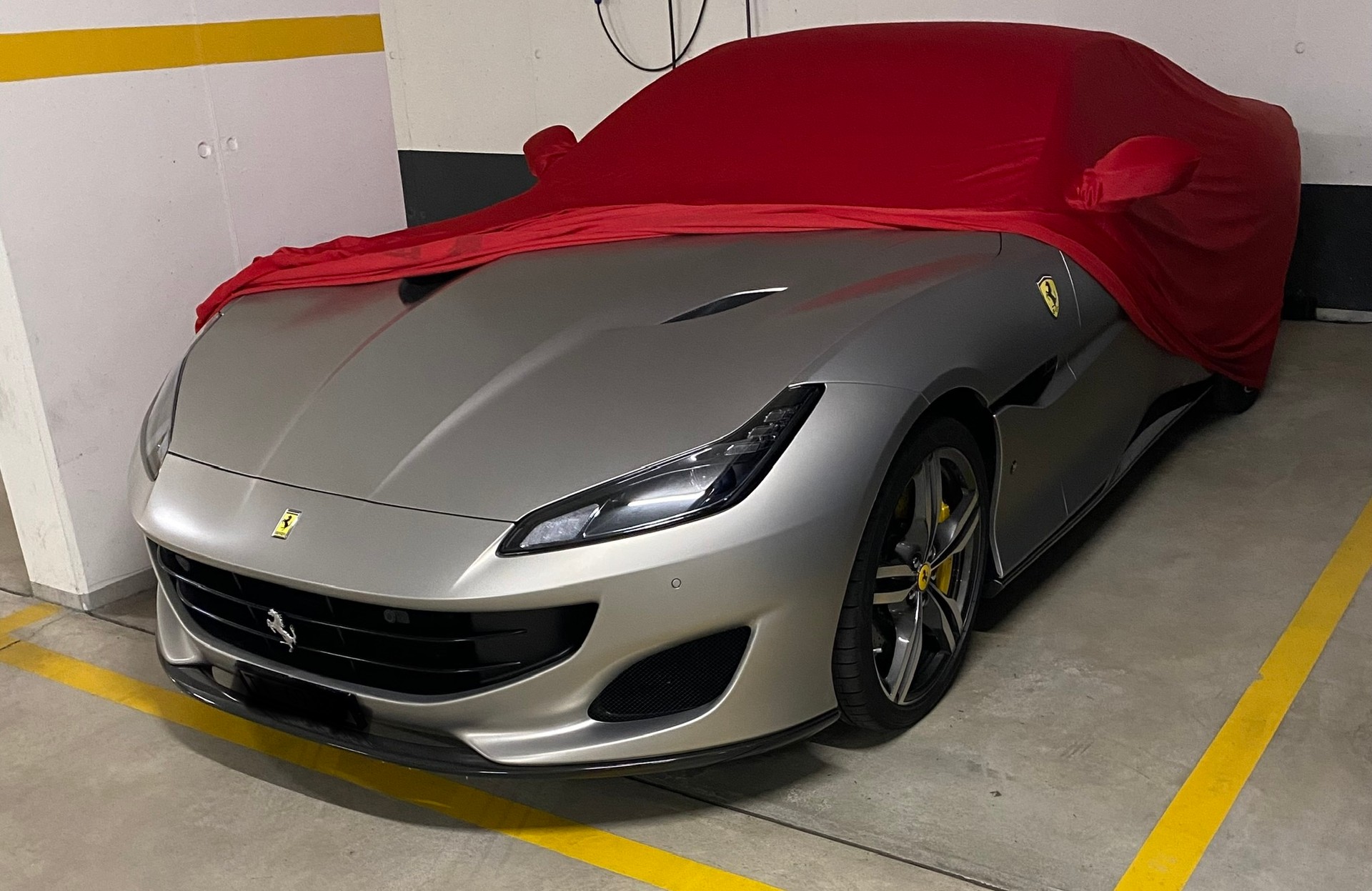 FERRARI Portofino 3.9 V8 T-image-0