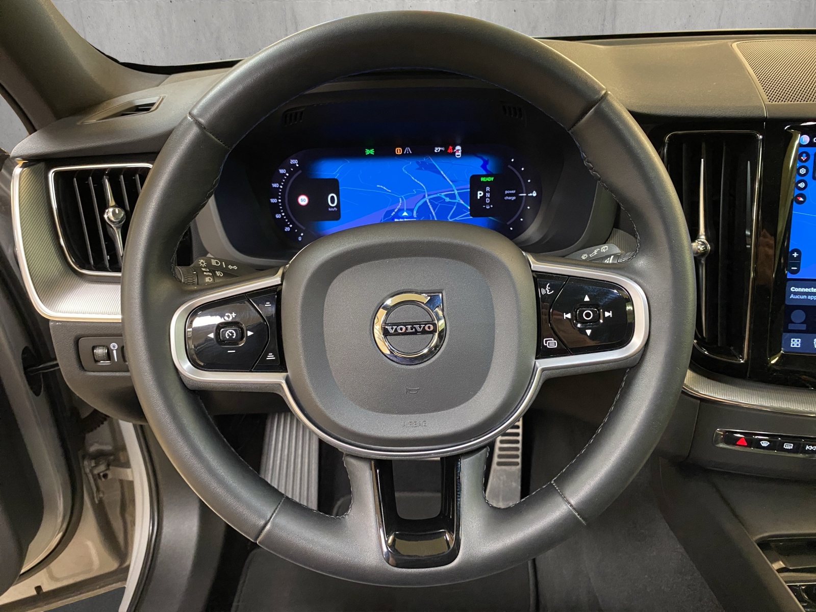 VOLVO XC60 T6 eAWD PluginHybrid R-Design Geartronic-image-9
