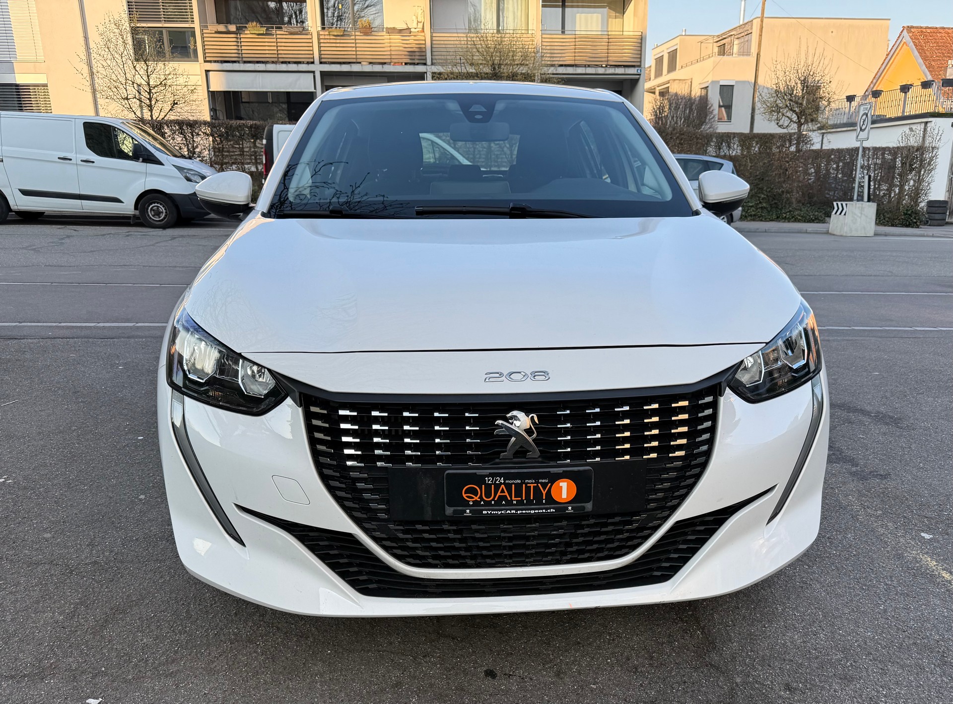 PEUGEOT 208 1.5 BlueHDi Active Pack-image-2