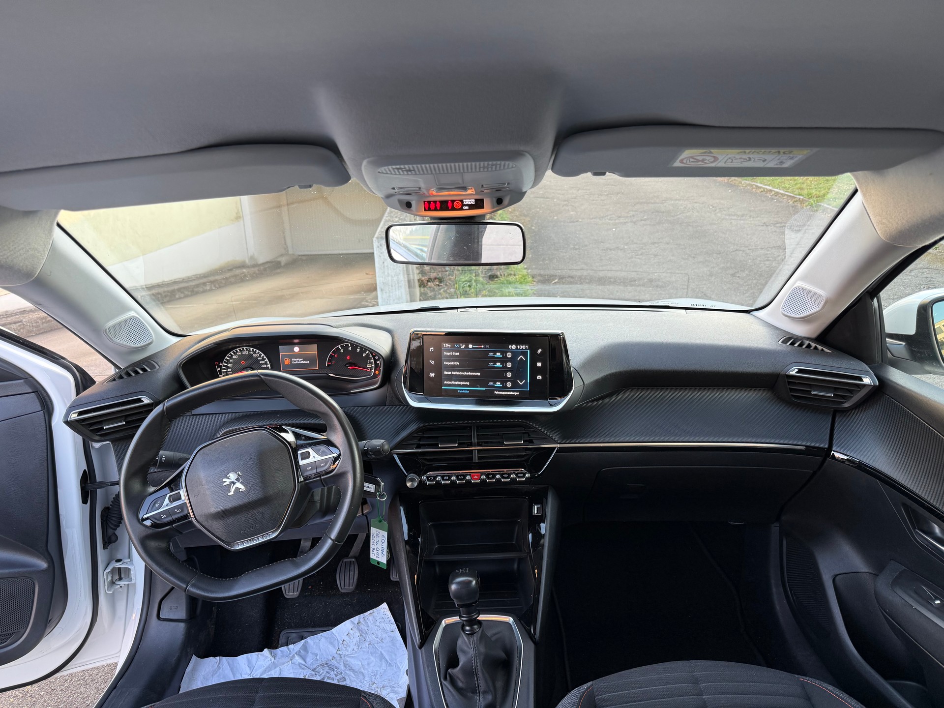 PEUGEOT 208 1.5 BlueHDi Active Pack-image-5