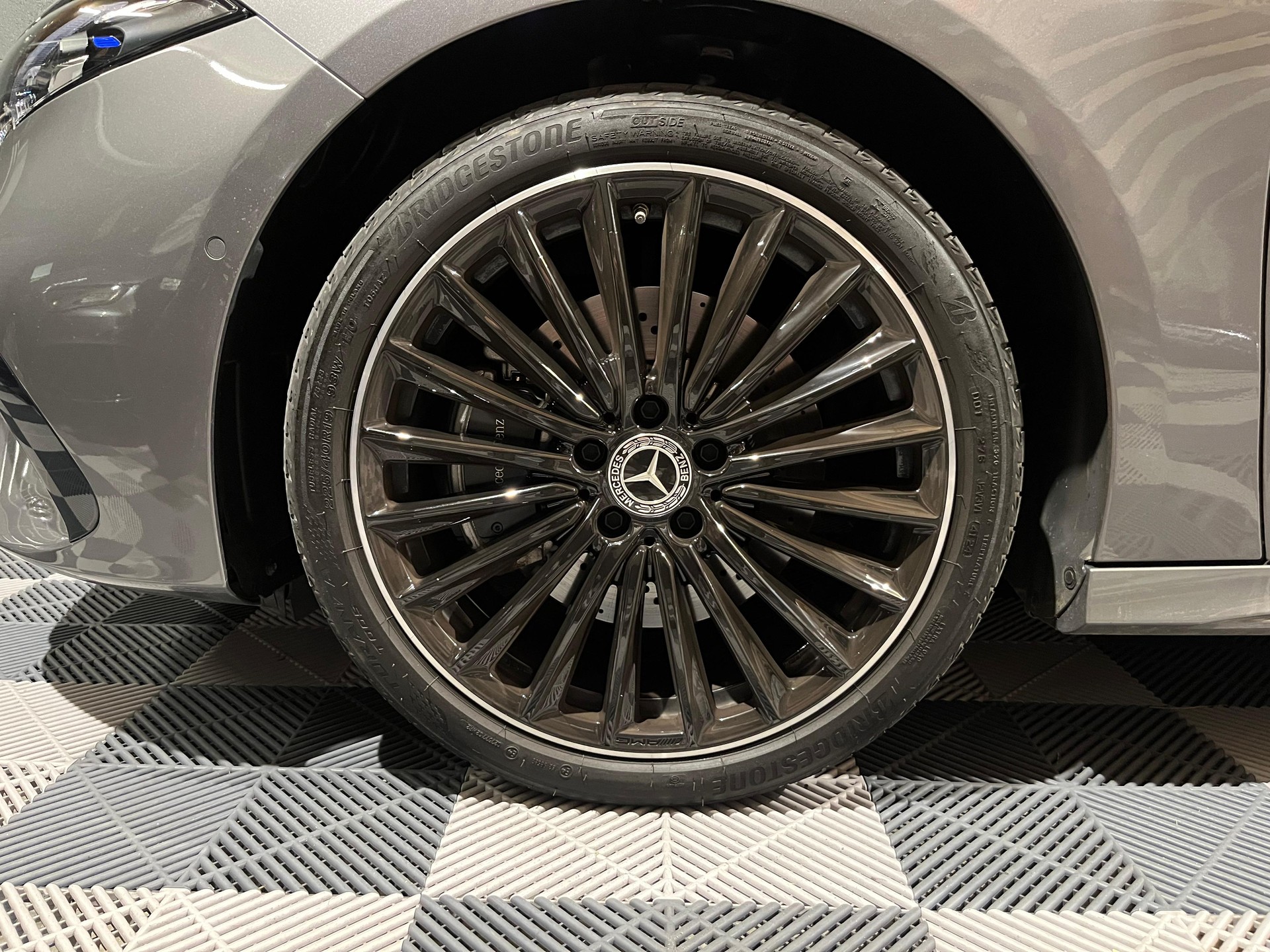 MERCEDES-BENZ A 250e AMG Line 8G-DCT-image-20