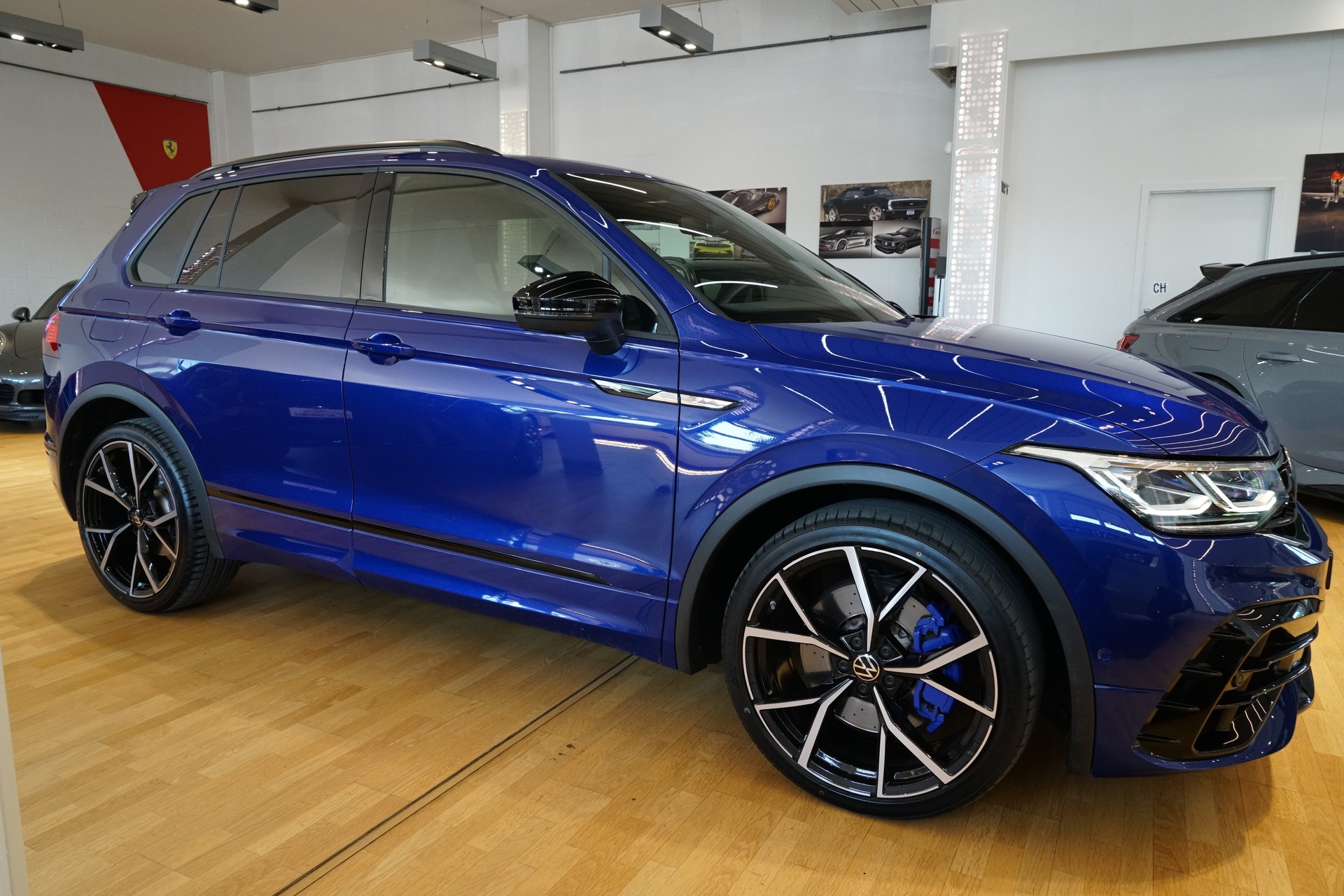 VW Tiguan 2.0TSI R 4Motion DSG "Akrapovic"-image-9