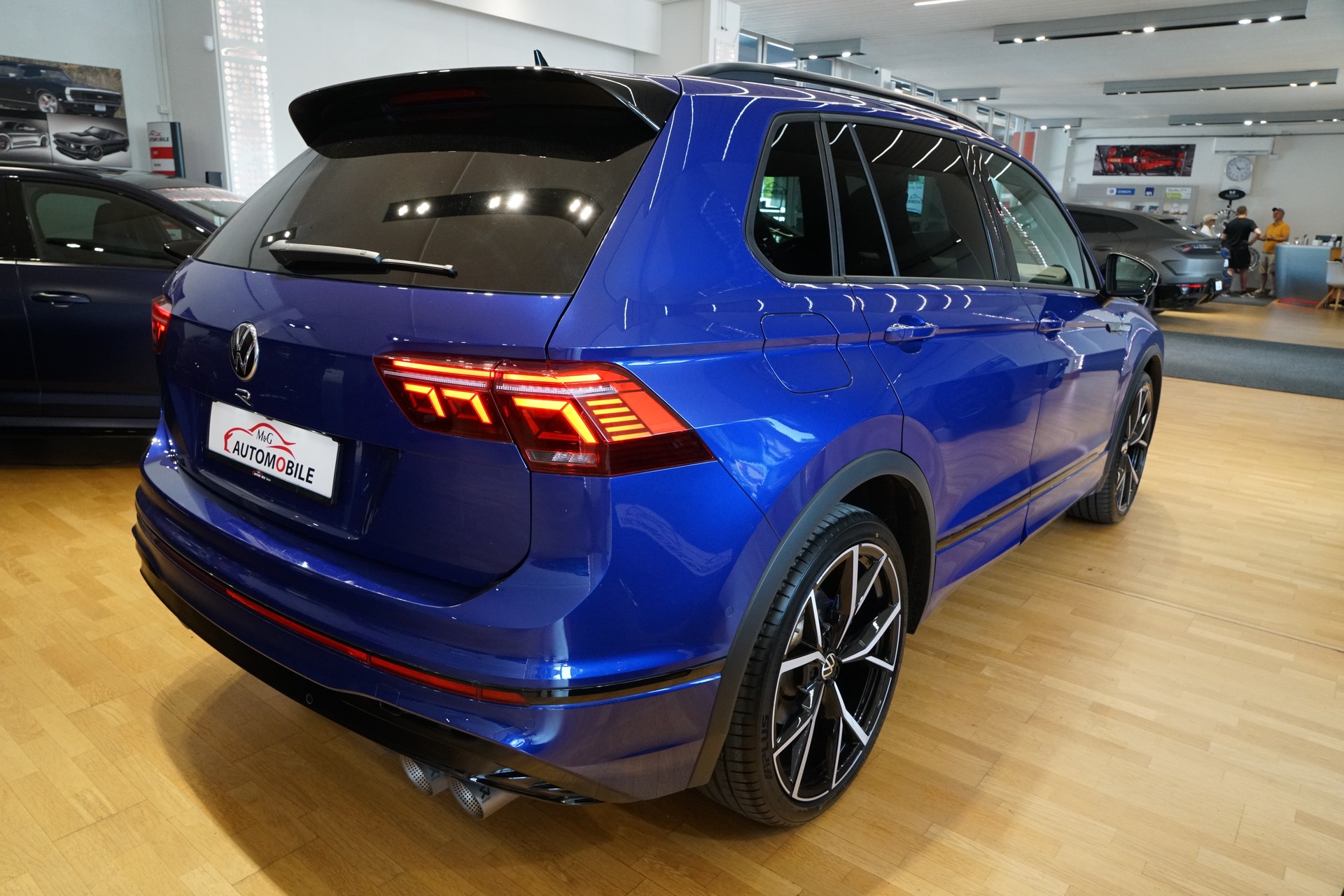 VW Tiguan 2.0TSI R 4Motion DSG "Akrapovic"-image-6