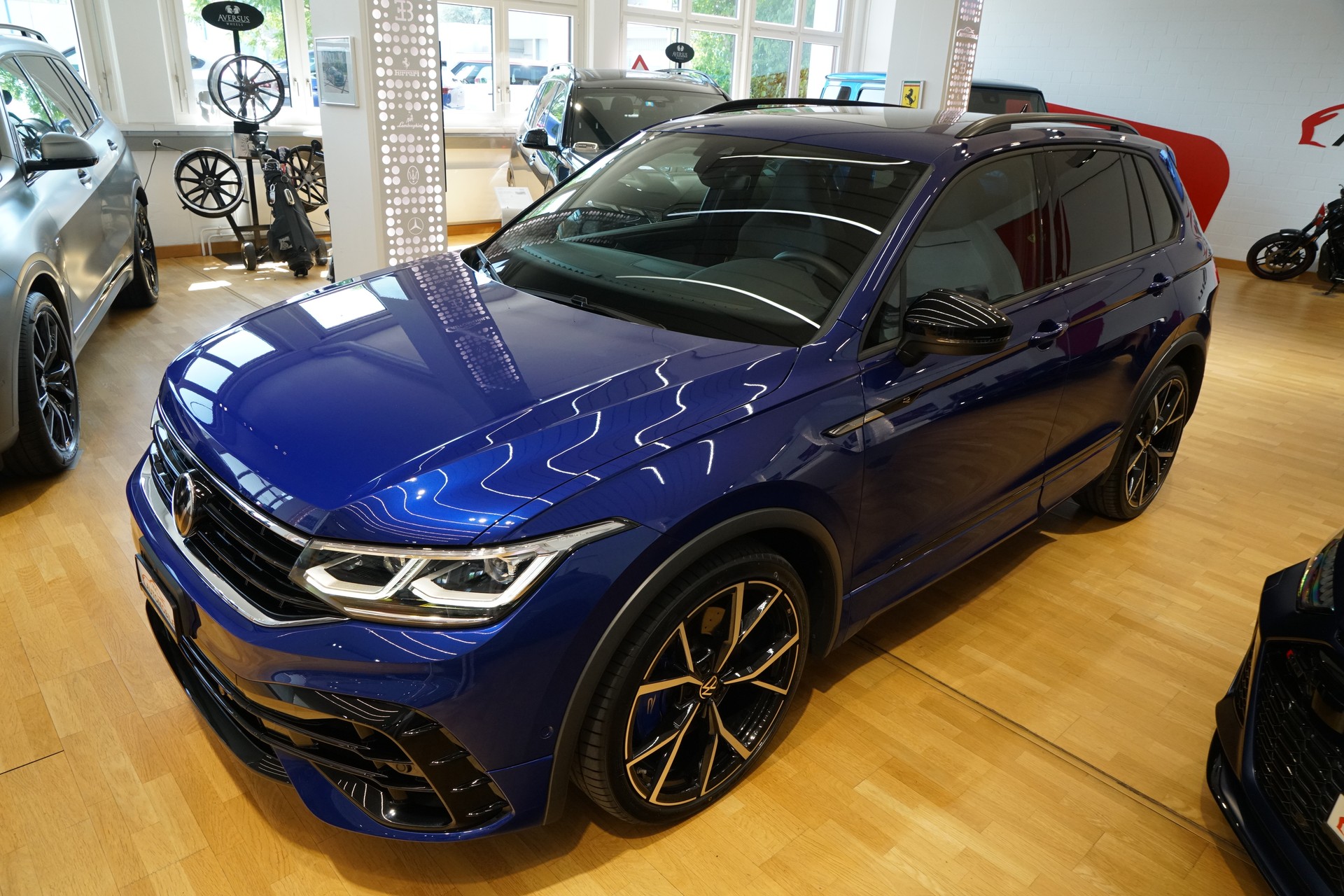 VW Tiguan 2.0TSI R 4Motion DSG "Akrapovic"-image-10