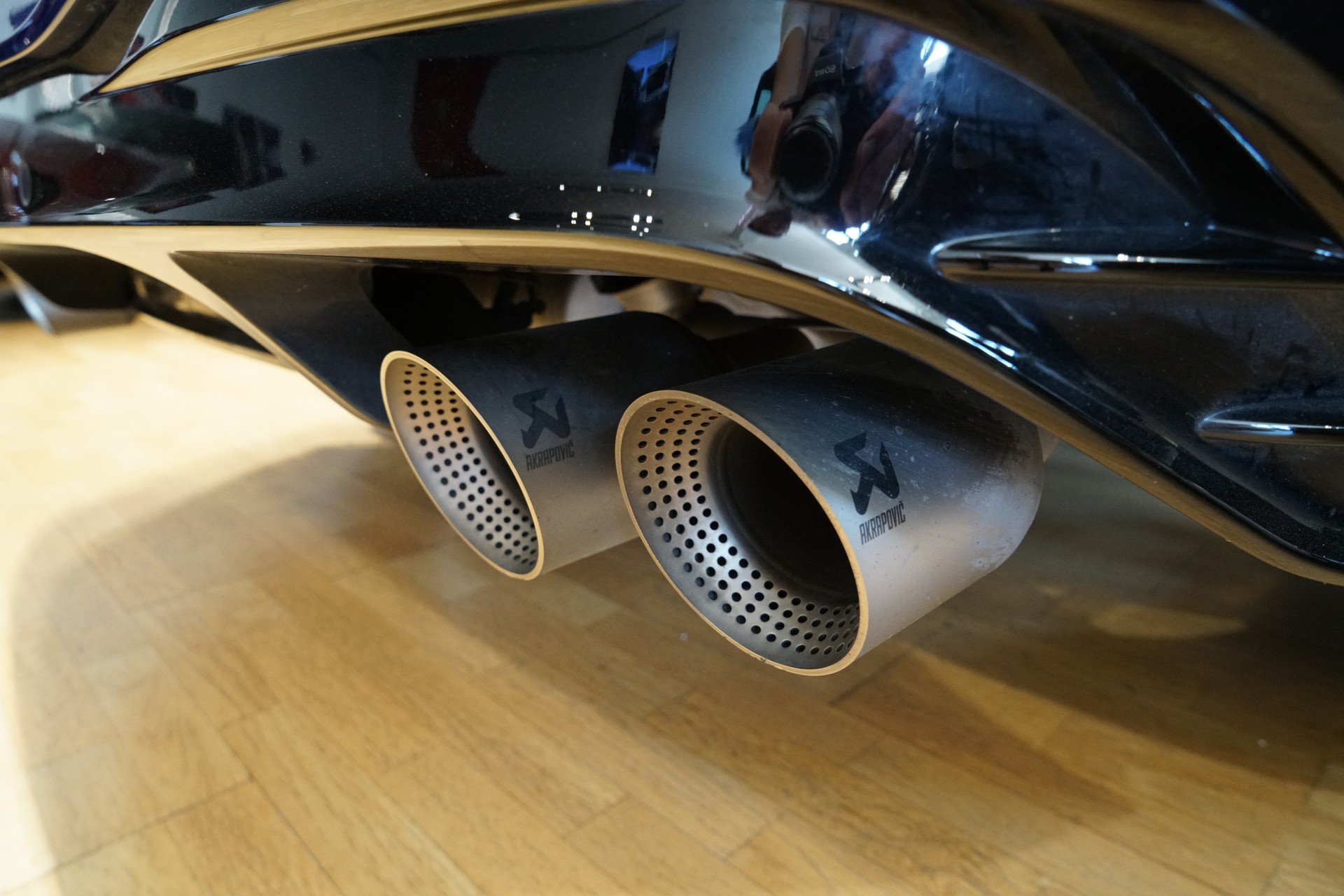 VW Tiguan 2.0TSI R 4Motion DSG "Akrapovic"-image-7