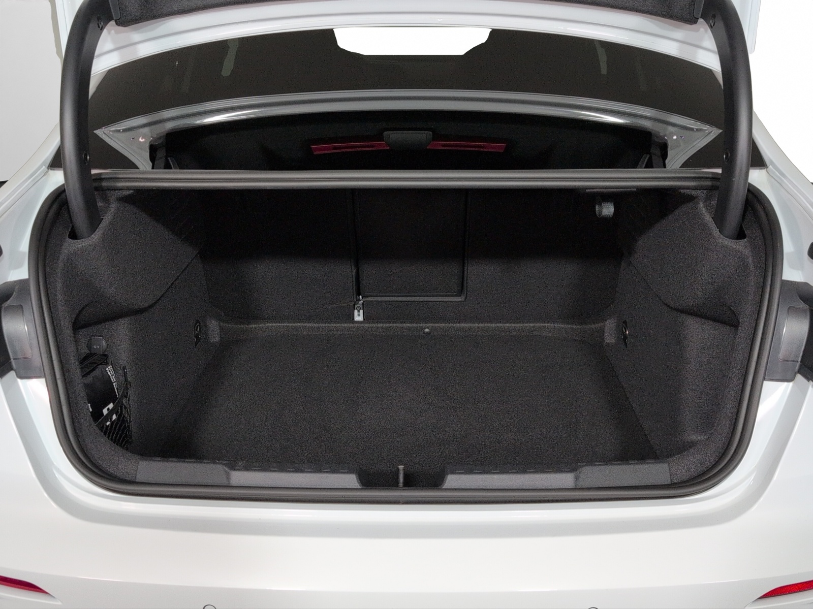 AUDI S3 Limousine 2.0 TFSI quattro S-tronic-image-15
