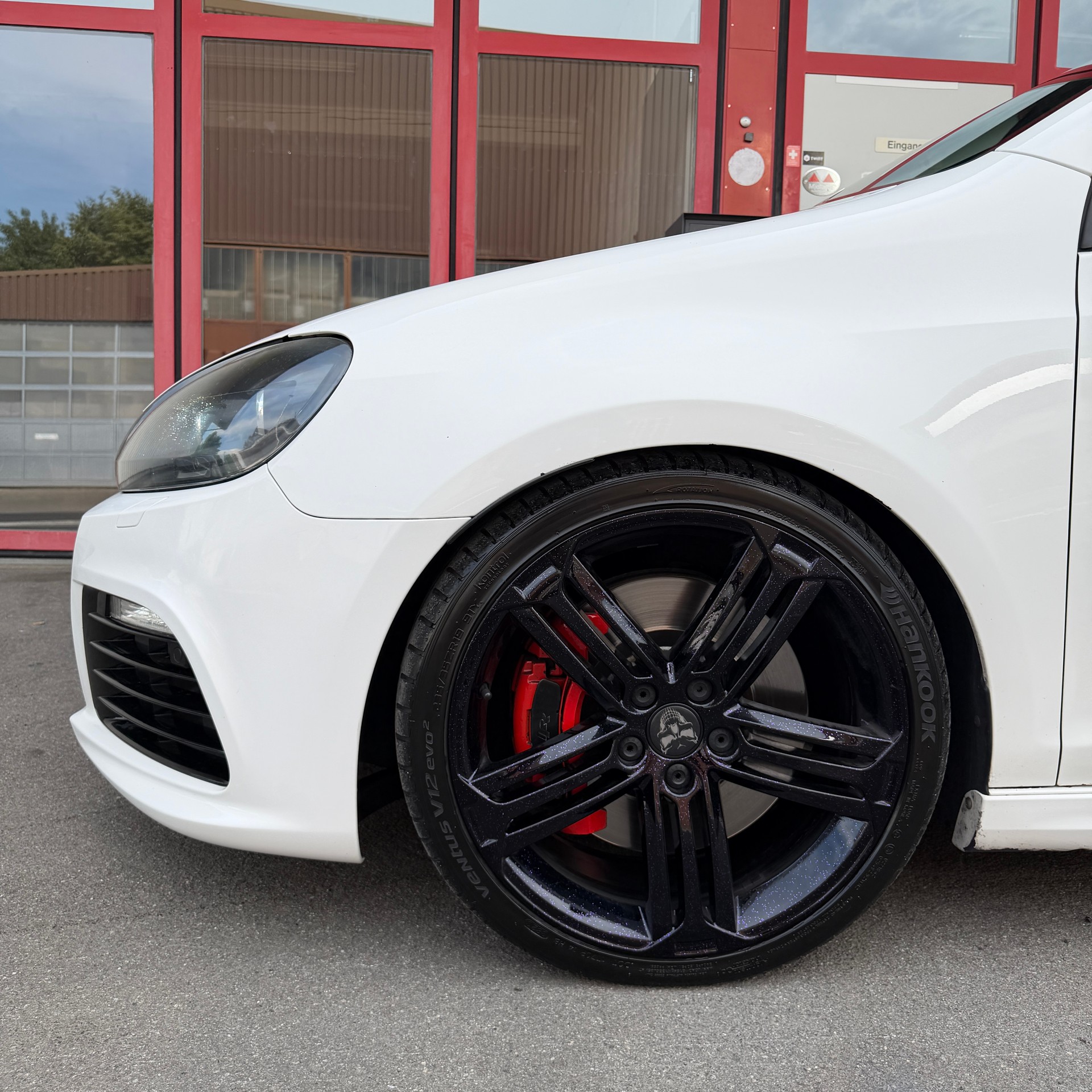 VW Golf 2.0 TSI R 4Motion DSG-image-3