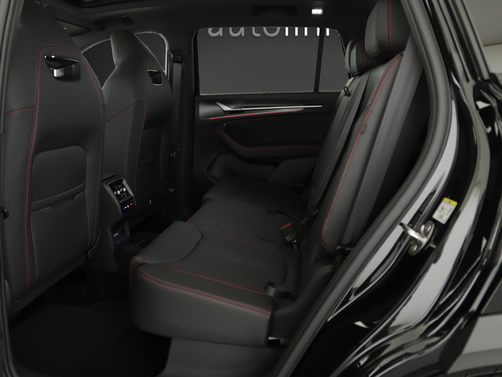 SKODA Kodiaq 2.0 TSI RS 4x4-image-8