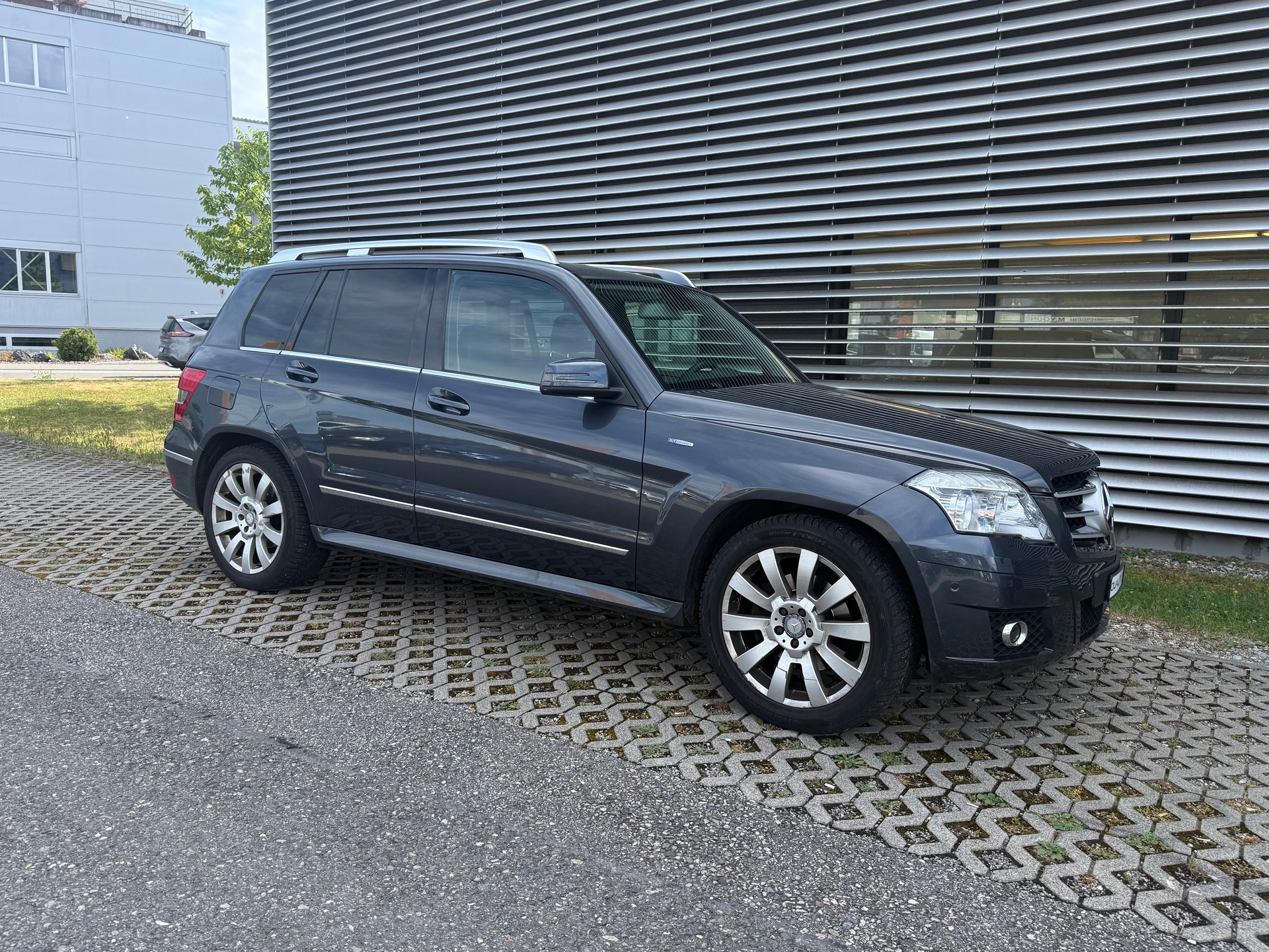 MERCEDES-BENZ GLK 220 CDI BlueEfficiency 4Matic 7G-Tronic-image-4