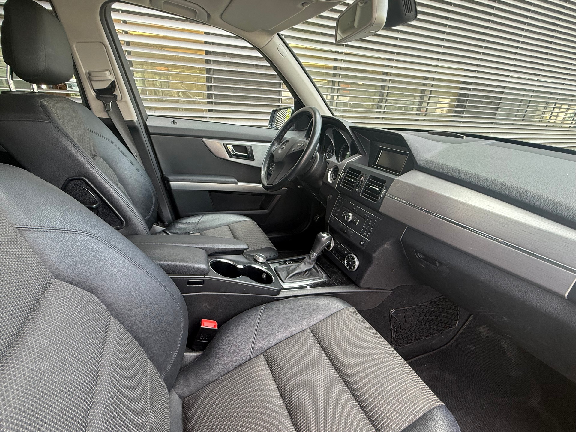MERCEDES-BENZ GLK 220 CDI BlueEfficiency 4Matic 7G-Tronic-image-3