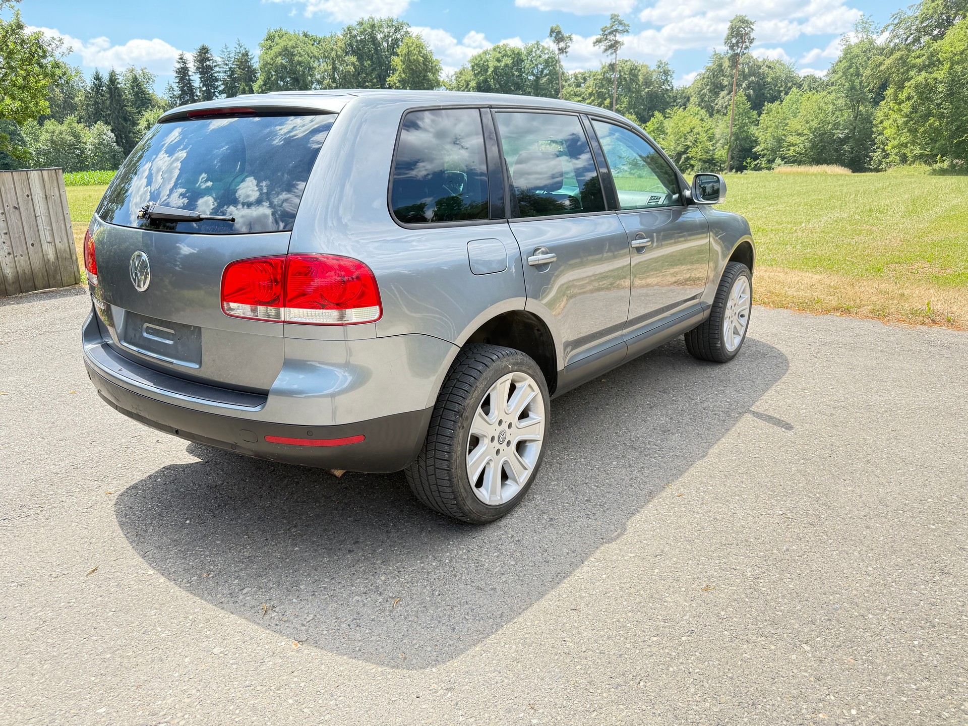 VW Touareg 3.2 V6-image-4