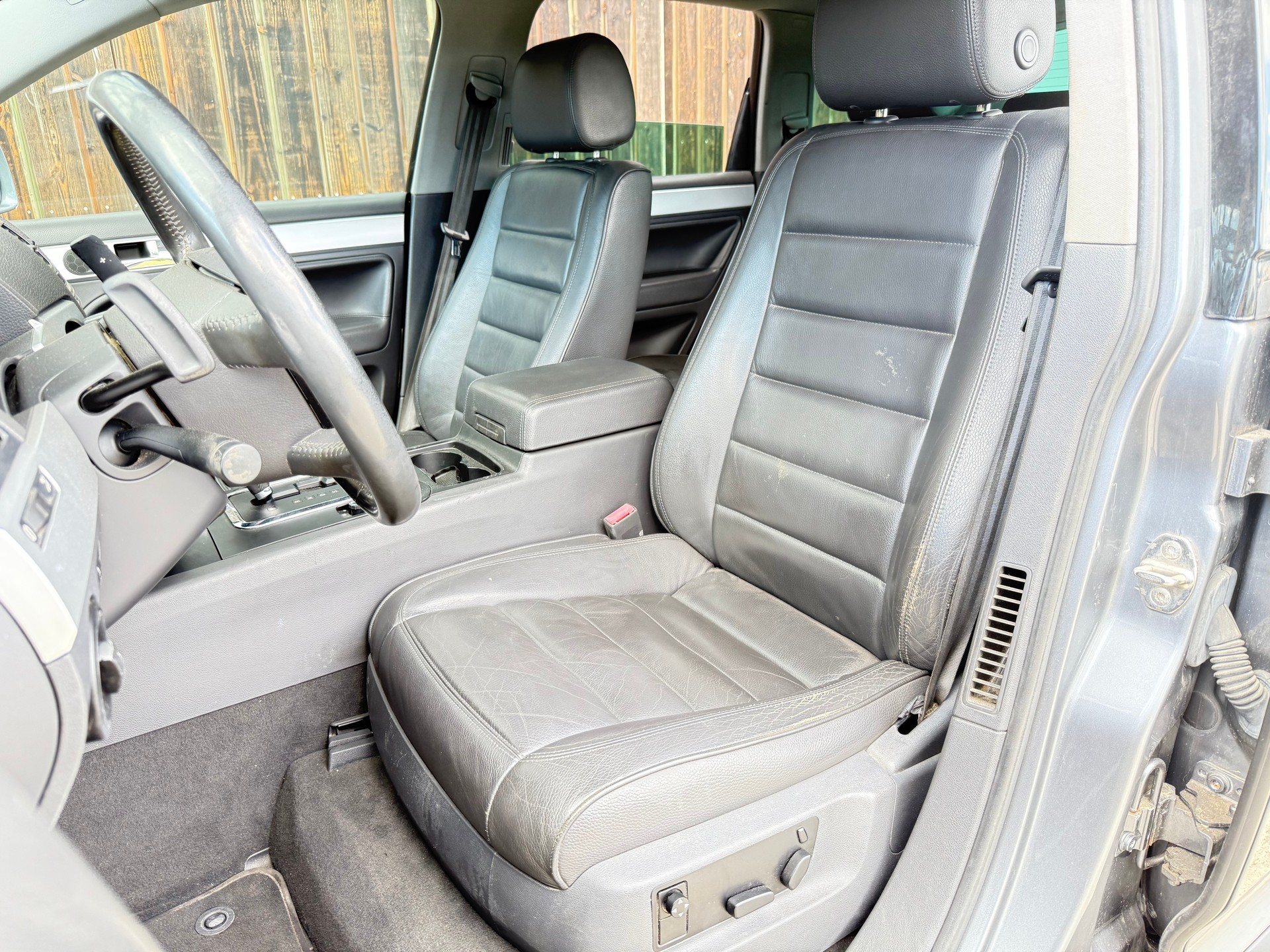 VW Touareg 3.2 V6-image-9