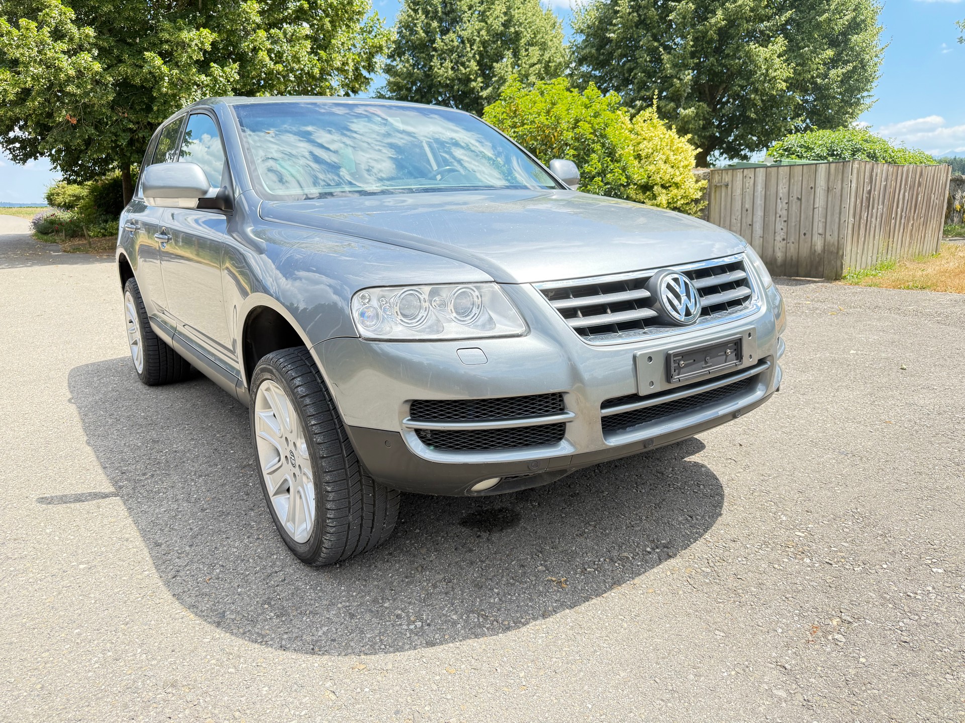 VW Touareg 3.2 V6-image-1