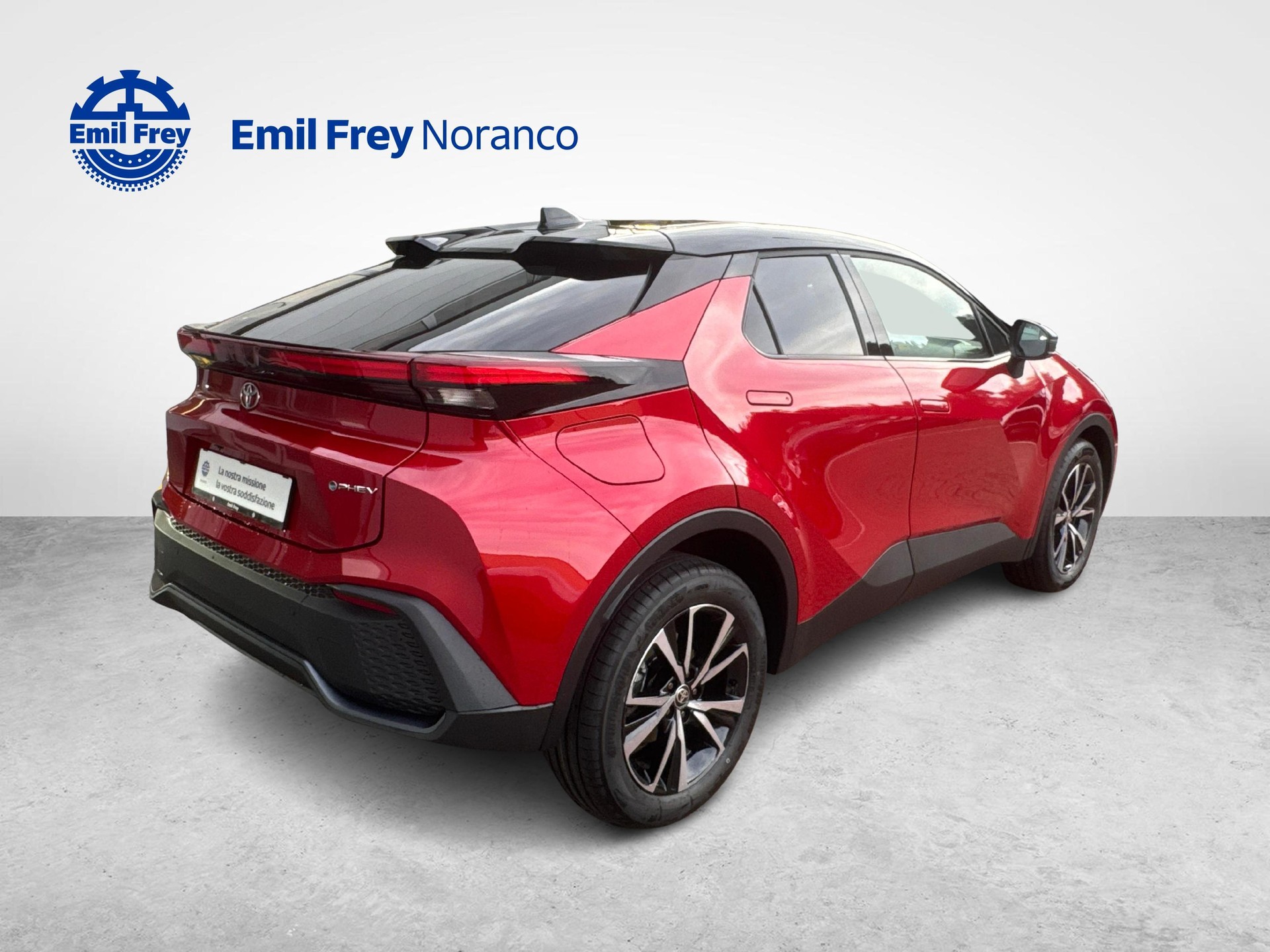 TOYOTA C-HR 2.0 PHEV Swiss Edition-image-4