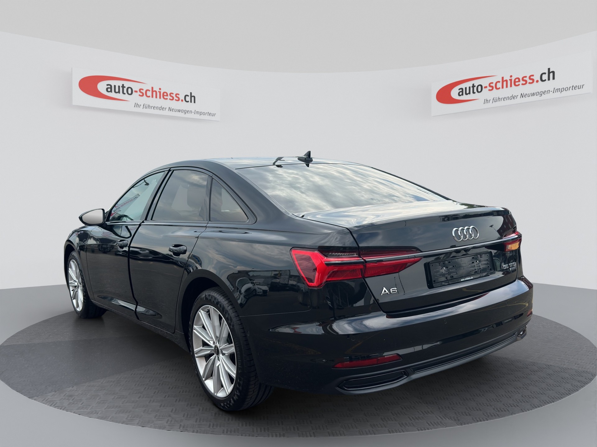 AUDI A6 Limousine BLACK EDITION 55 TFSI quattro S-tronic-image-2