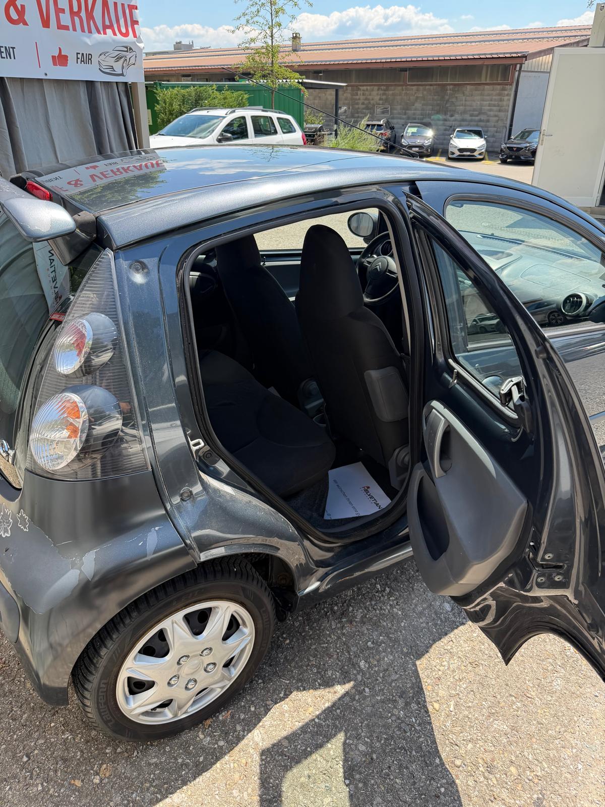 CITROEN C1 1.0i X-image-17