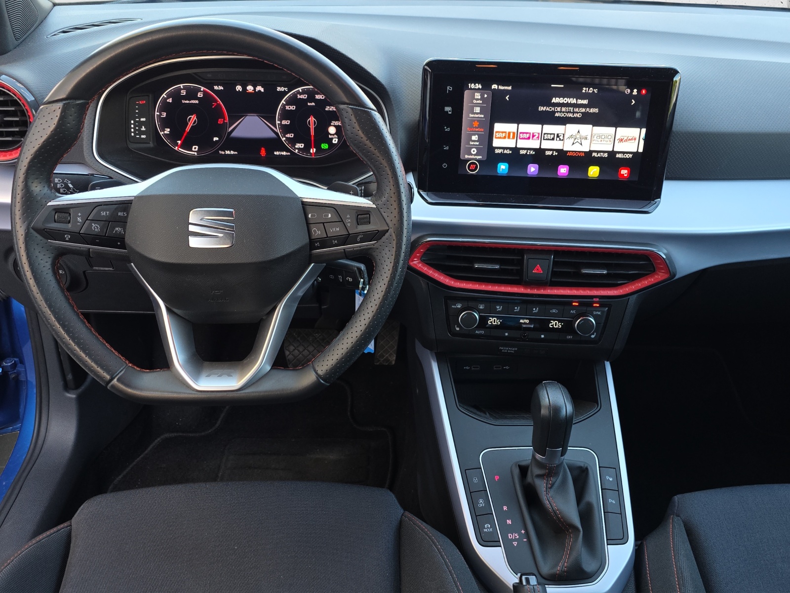SEAT Arona 1.5 Eco TSI 150PS FR DSG mit AHK, Rückfahrkamera, Navi, Full LED, ACC, usw.-image-13