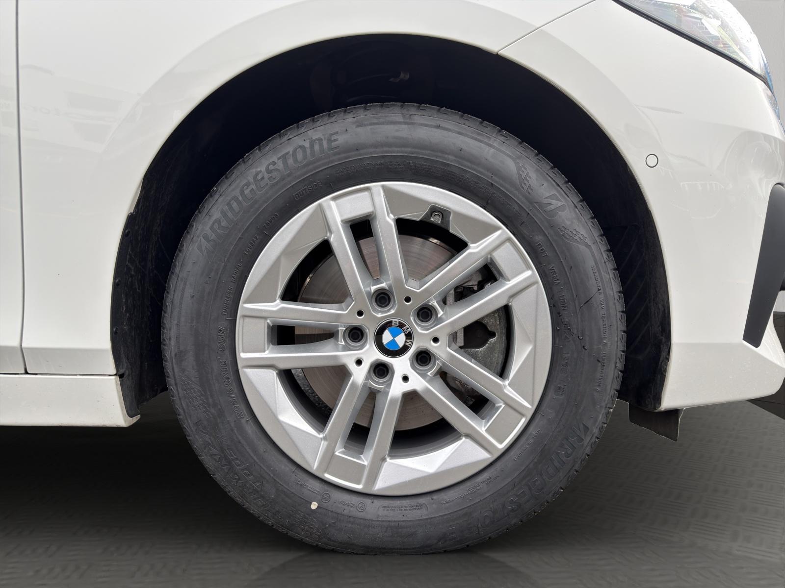 BMW 🆕 220i Active Tourer DKG (CH)-image-8