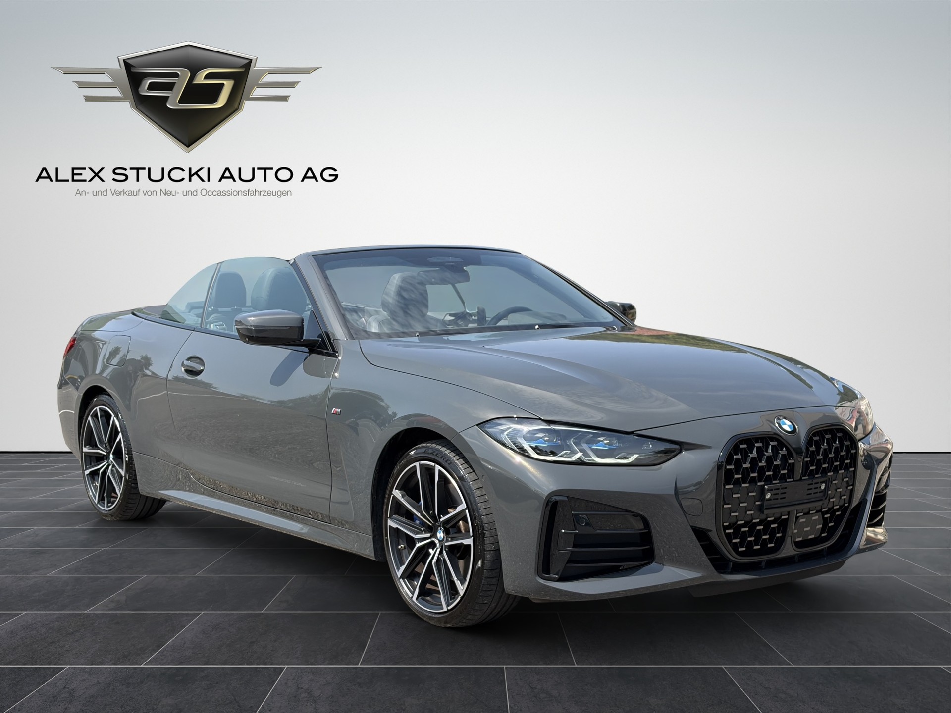 BMW M440i xDrive 48V Cabriolet Steptronic-image-0