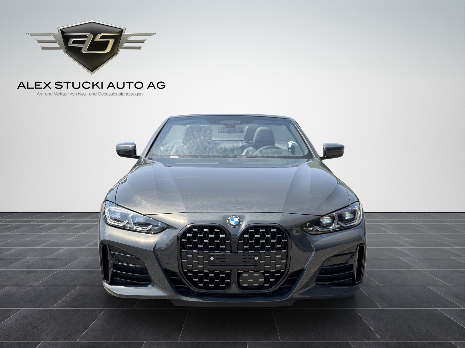 BMW M440i xDrive 48V Cabriolet Steptronic-image-1