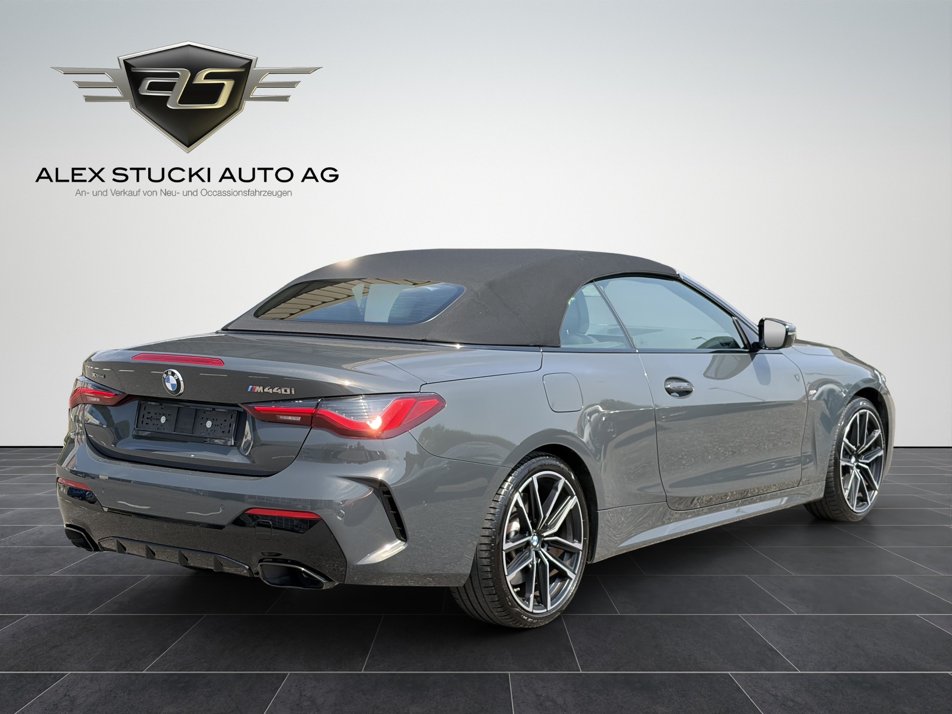 BMW M440i xDrive 48V Cabriolet Steptronic-image-7