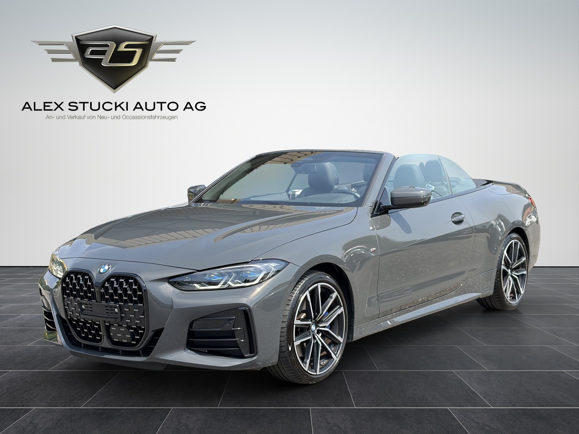 BMW M440i xDrive 48V Cabriolet Steptronic-image-2