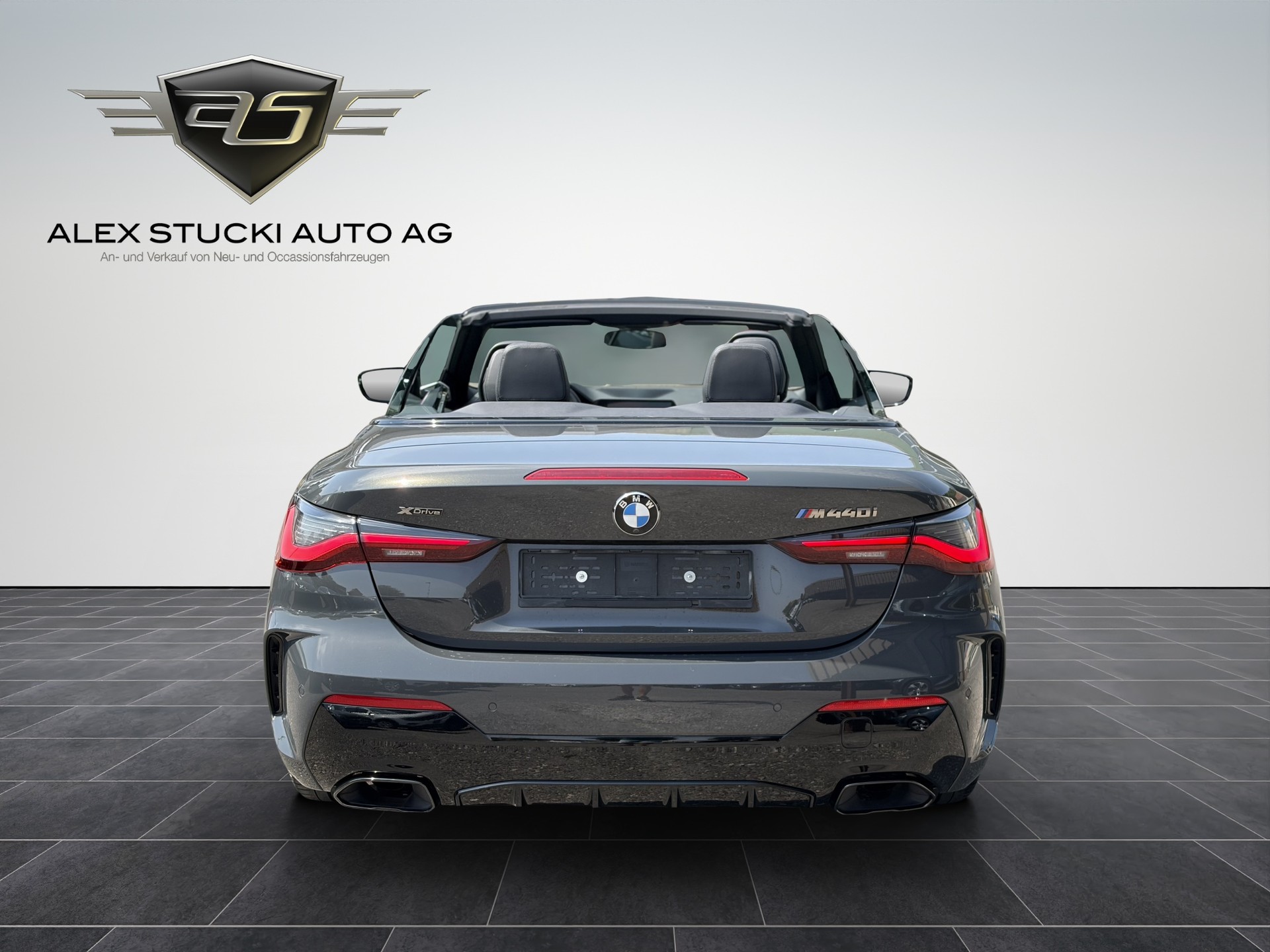 BMW M440i xDrive 48V Cabriolet Steptronic-image-6
