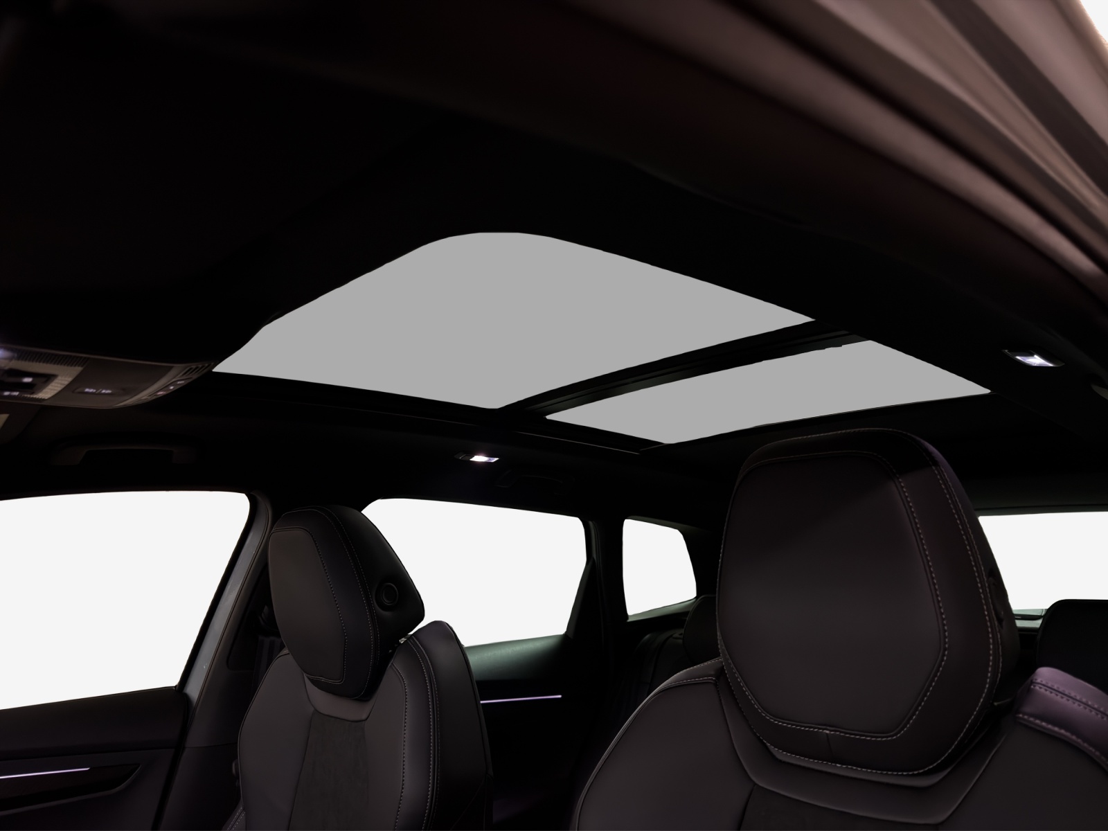 SKODA Karoq 2.0 TSI SportLine 4x4 DSG-image-13