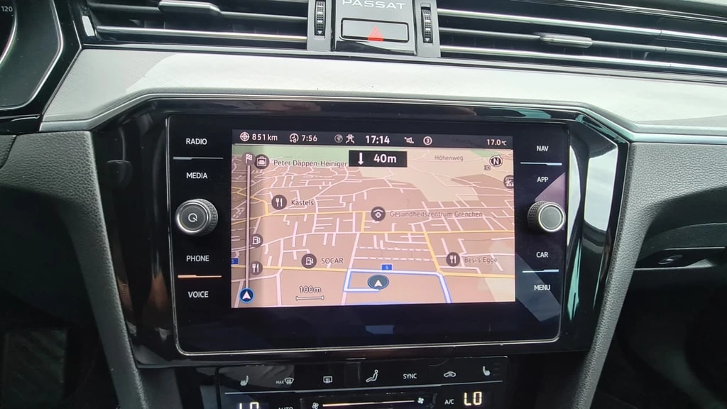 VW Passat Variant 2.0 TDI Business DSG ** Gr-Navi **RF-Kamera ** Sitzheizung ** PDC ** Frisch Ab MFK & Service **-image-12