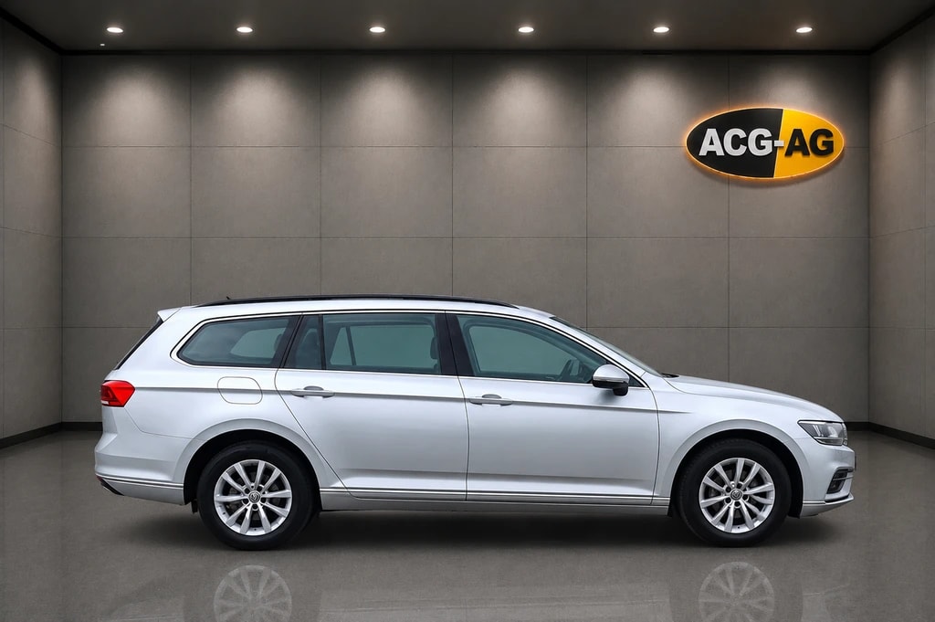 VW Passat Variant 2.0 TDI Business DSG ** Gr-Navi **RF-Kamera ** Sitzheizung ** PDC ** Frisch Ab MFK & Service **-image-5