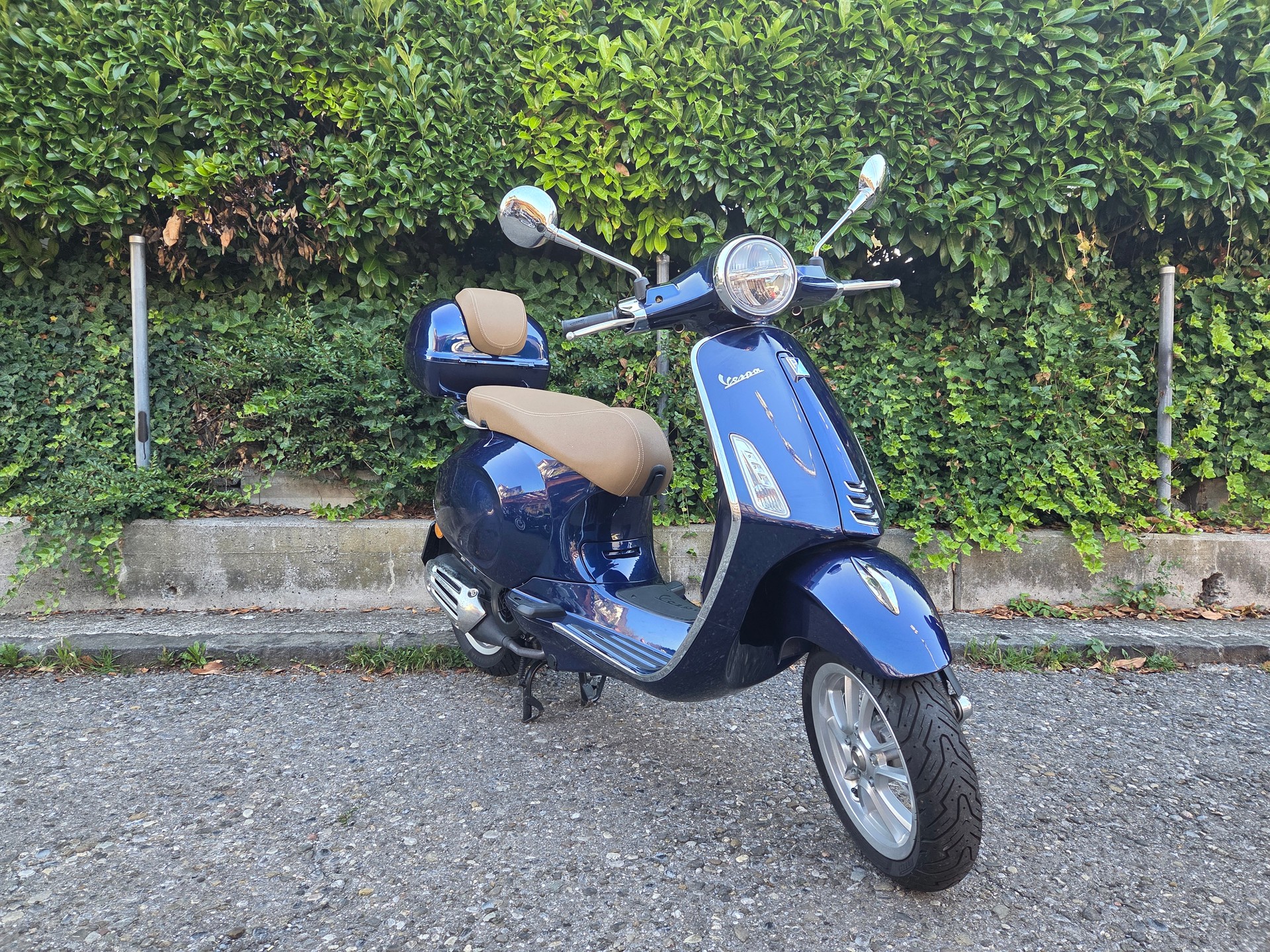 PIAGGIO Vespa 125 Primavera ABS-showroom-element-2