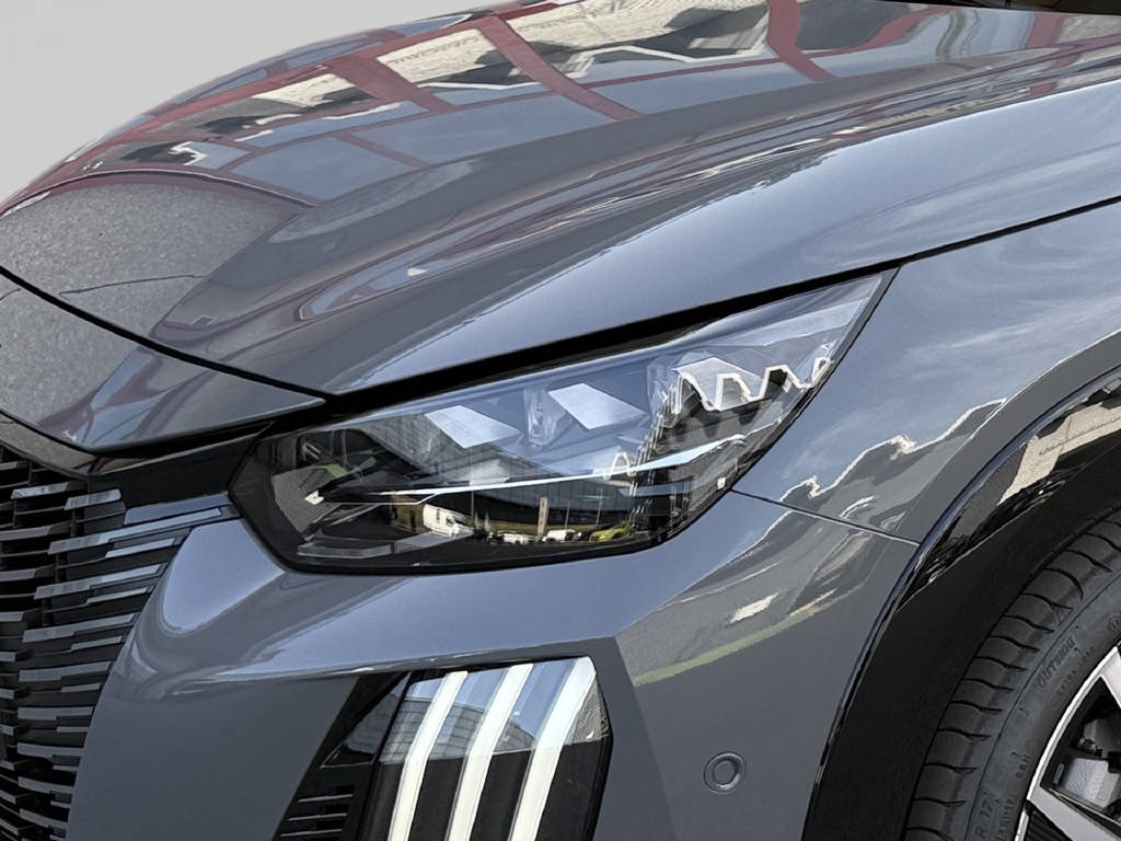 PEUGEOT 208 Hybrid 145 e-DCS6 GT Exclusive-showroom-element-2