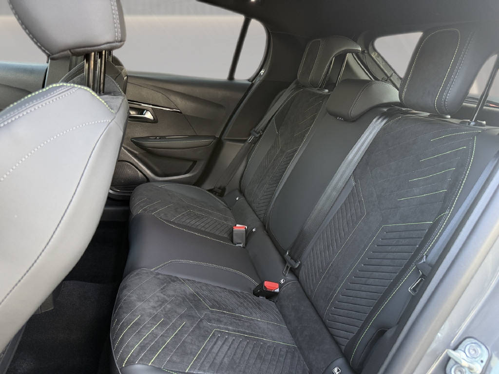 PEUGEOT 208 Hybrid 145 e-DCS6 GT Exclusive-image-6