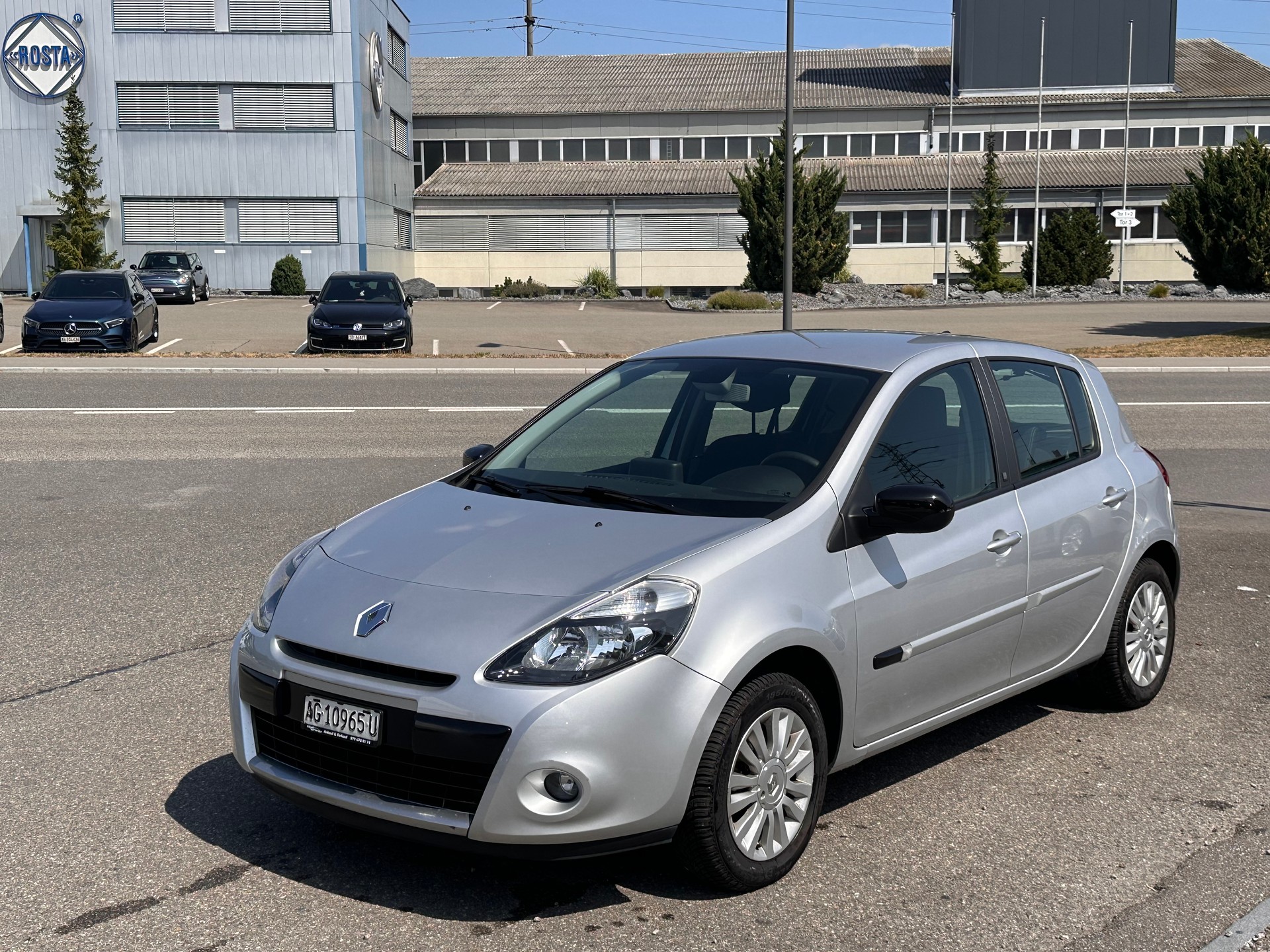RENAULT Clio 1.6 16V Exception Automatic-image-0