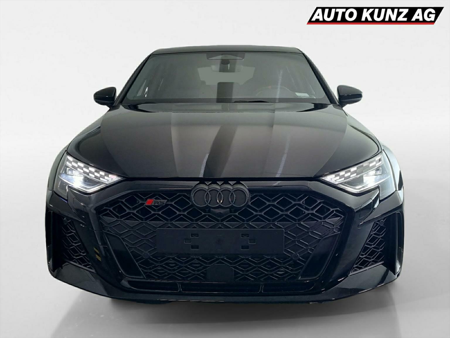 AUDI RS3 Sportback 2.5 TSI quattro S-tronic-image-3
