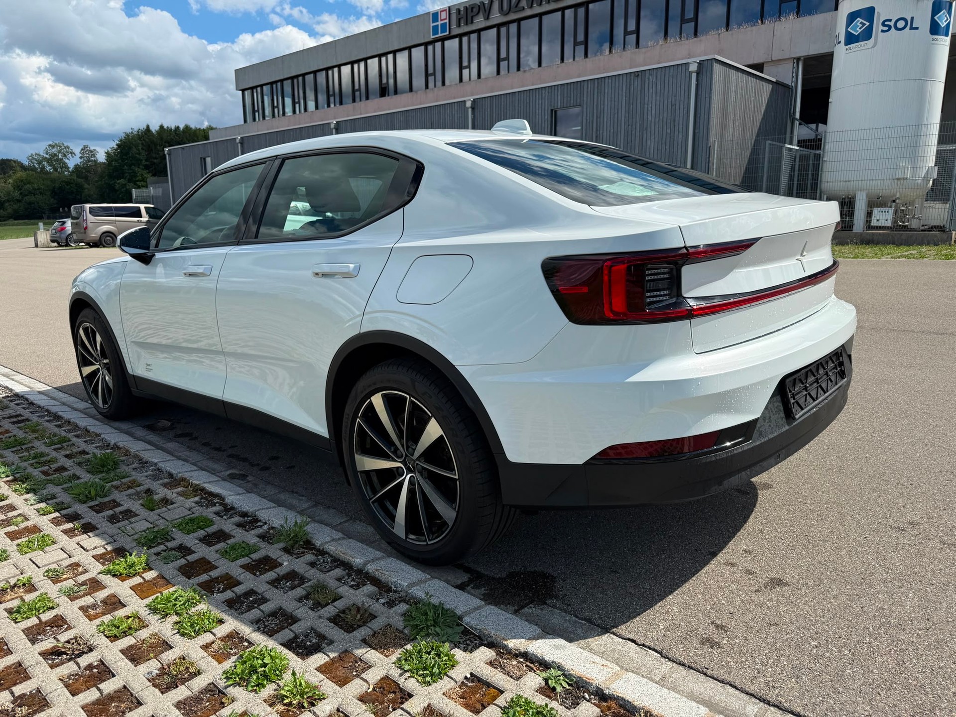 POLESTAR Polestar 2 Long Range Dual 78 kWh MY23-image-5
