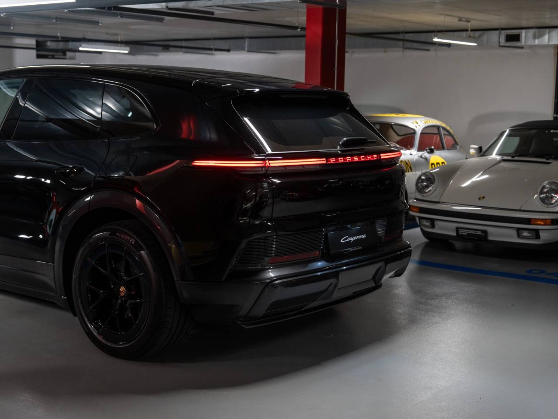PORSCHE Cayenne Electric-image-28