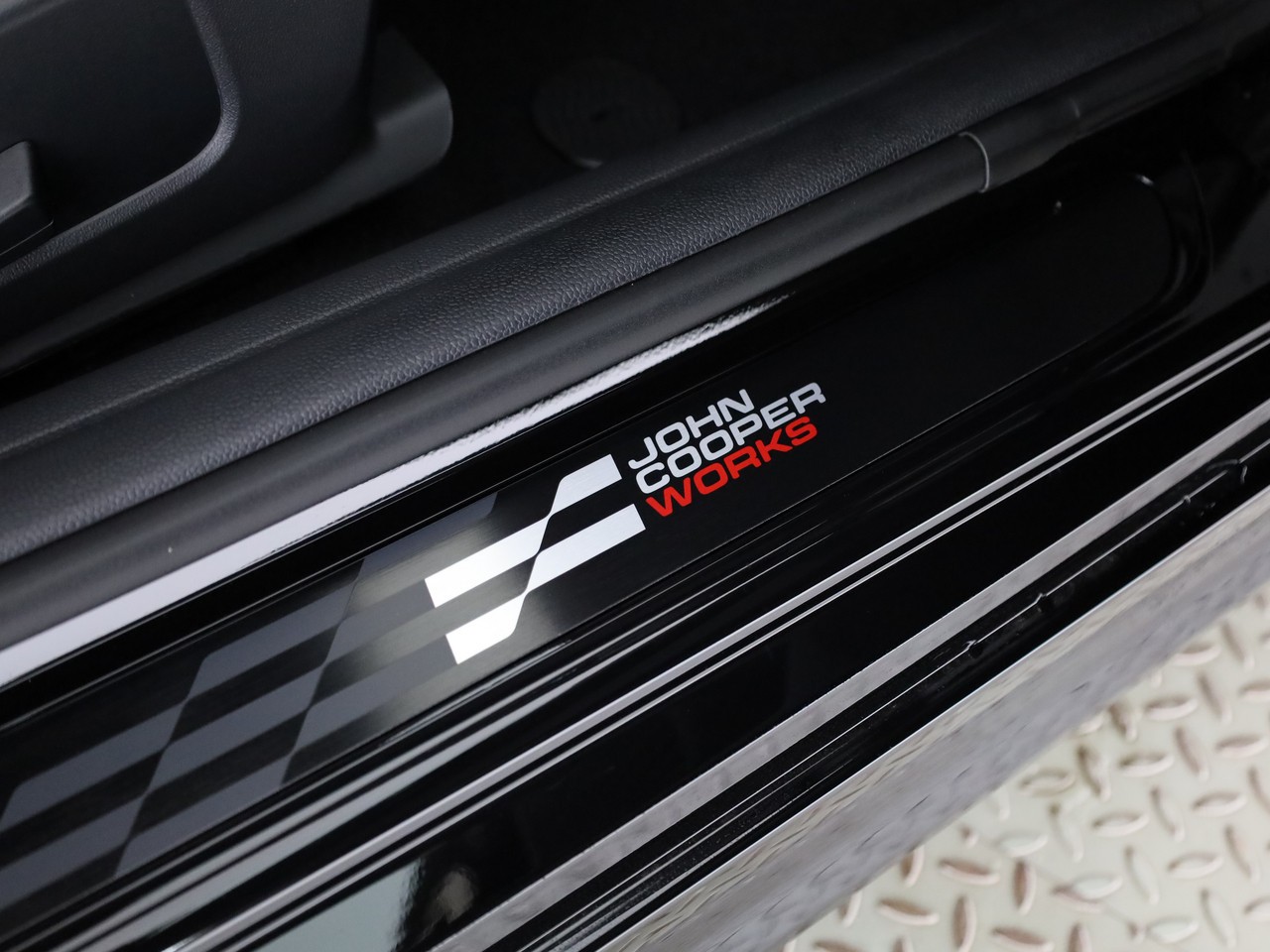 MINI Cooper John Cooper Works Cabriolet DKG-image-22