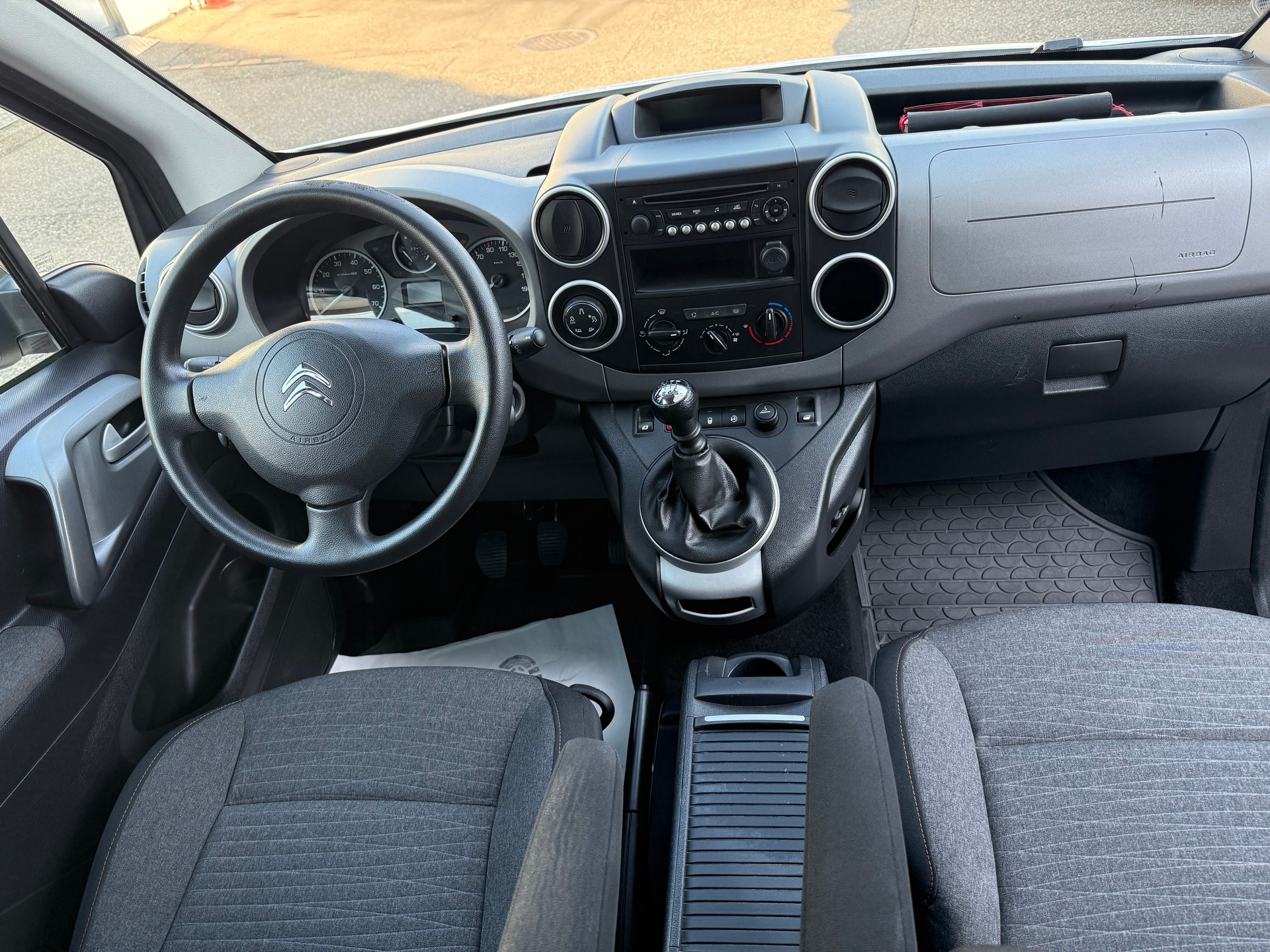 CITROEN Berlingo 1.6 BlueHDi XTR-image-8