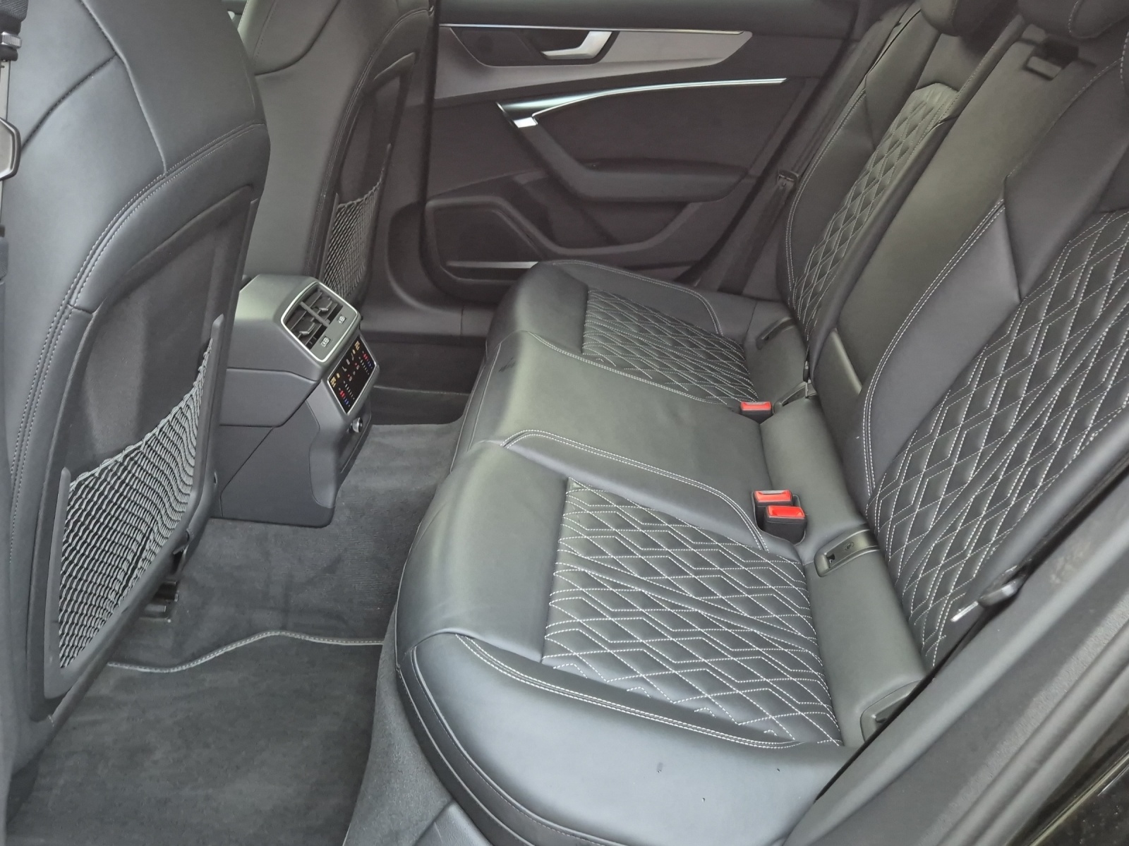 AUDI S6 Avant 3.0 TDI quattro tiptronic-image-11