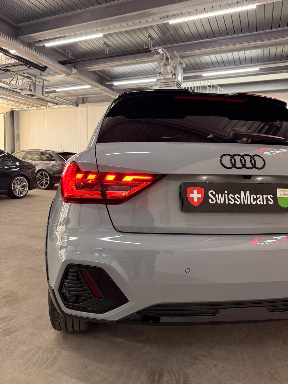 AUDI A1 allstreet 30 TFSI S-tronic-image-9